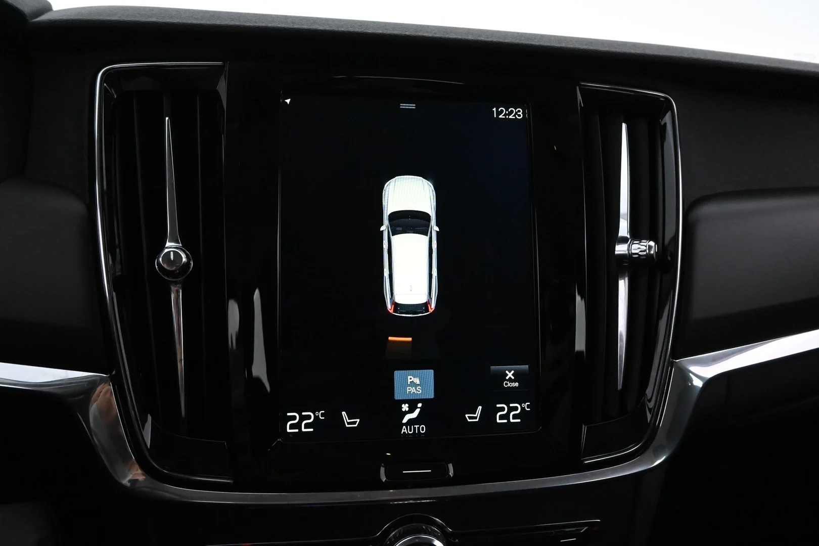 Car Image - 5ShIJ5GiSAT78kL1YDuT56