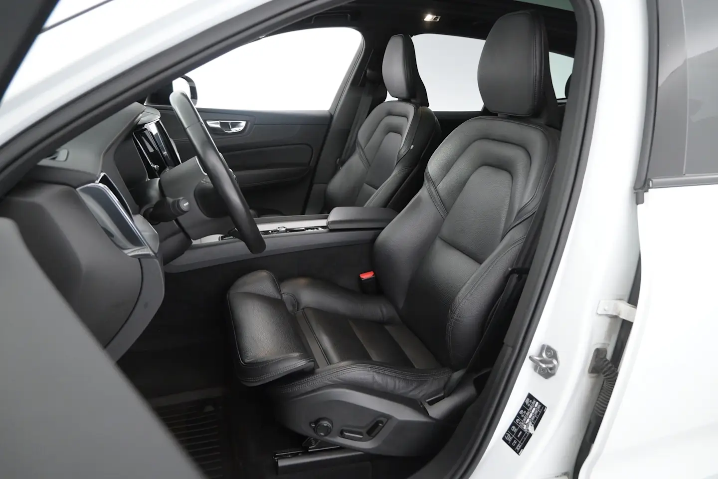 Car Image - 2g9rrvMBVQt11zofwDf6LU