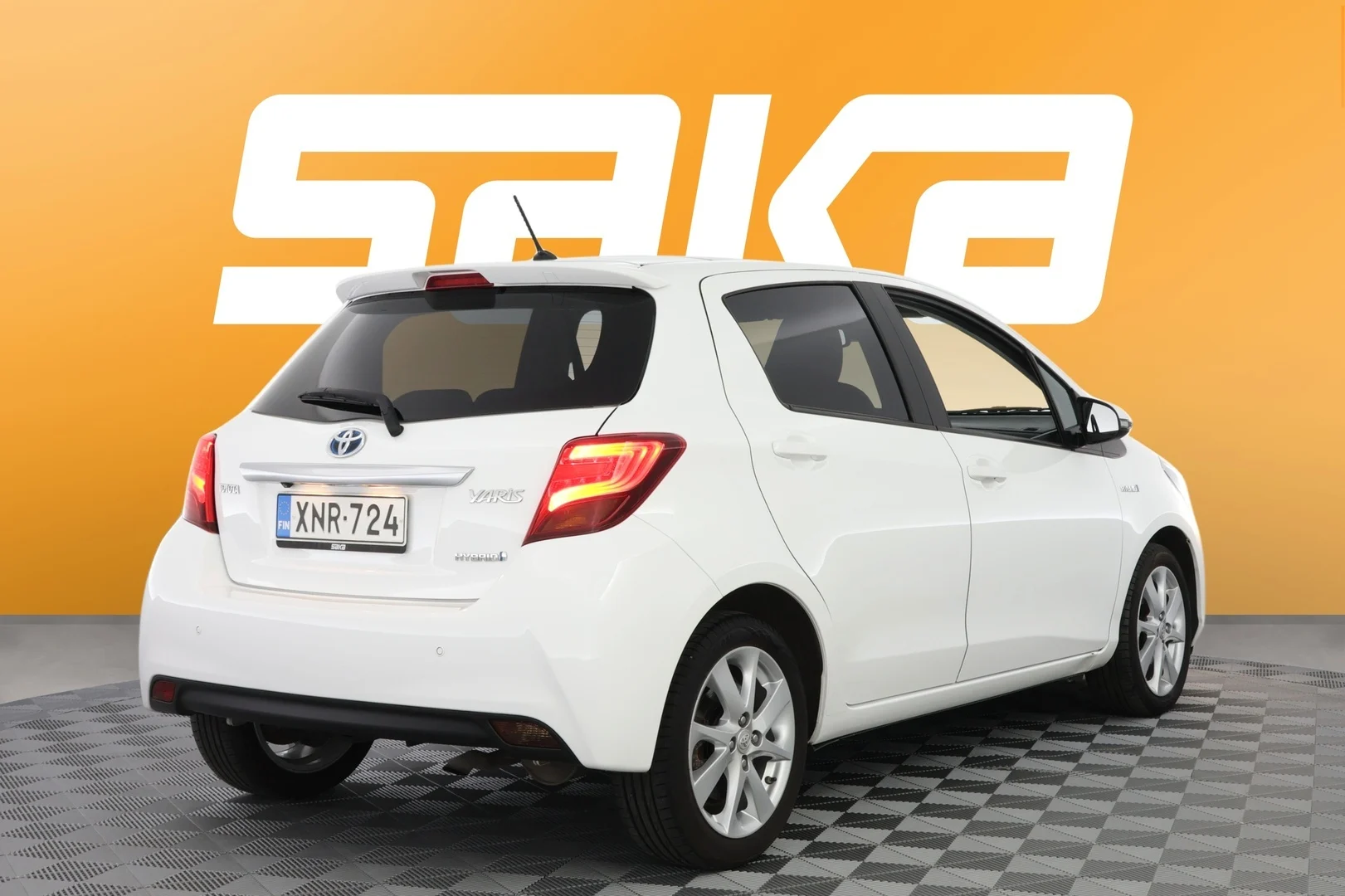 Car Image - AGYuKN1PwjpcRxCpkHi7U