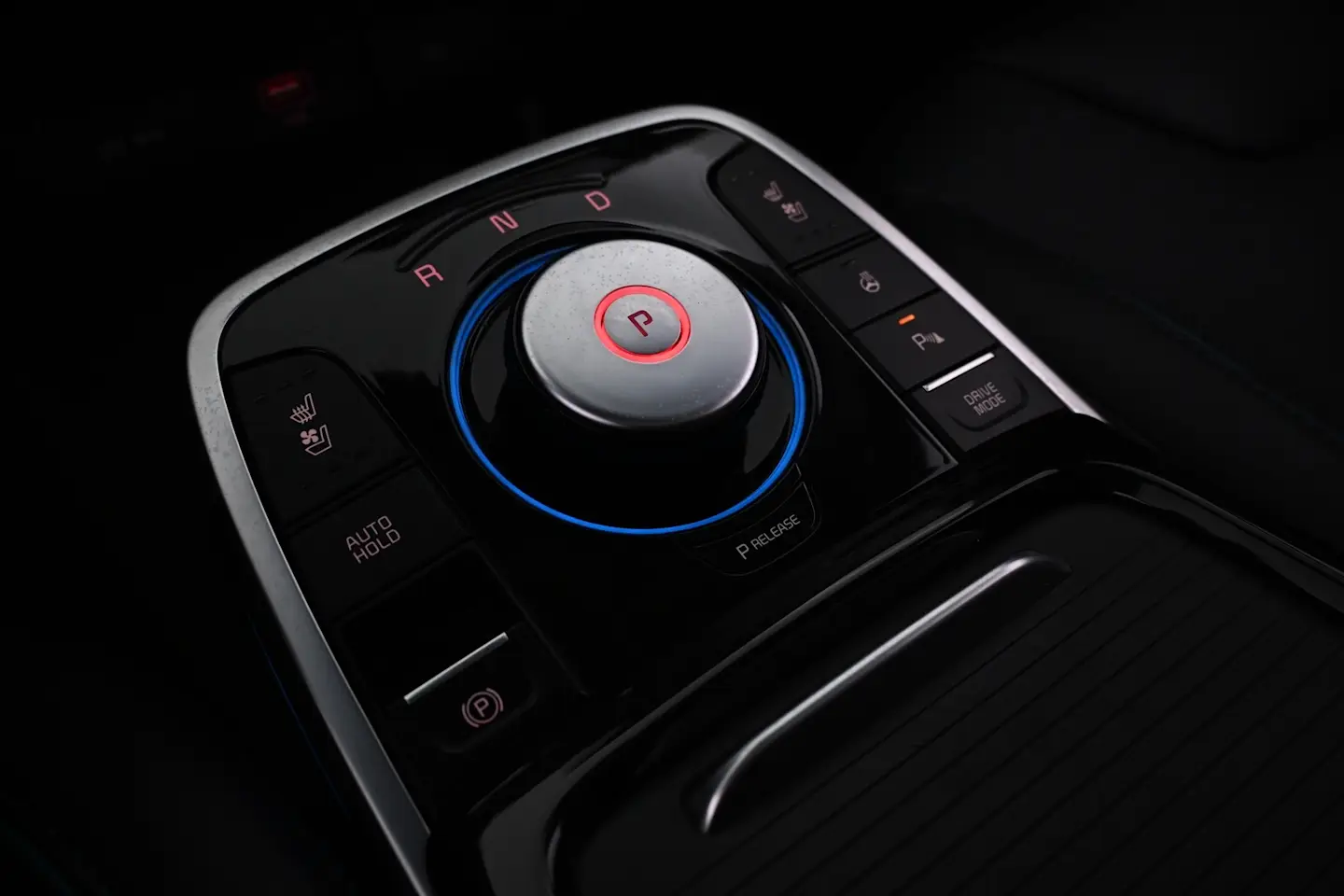 Car Image - 3sGfhJGzIsgqTFrEkBds9C