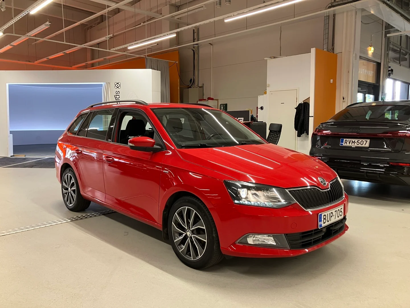 Car Image - 6O9O6YRswQuCIbNU9D5HA