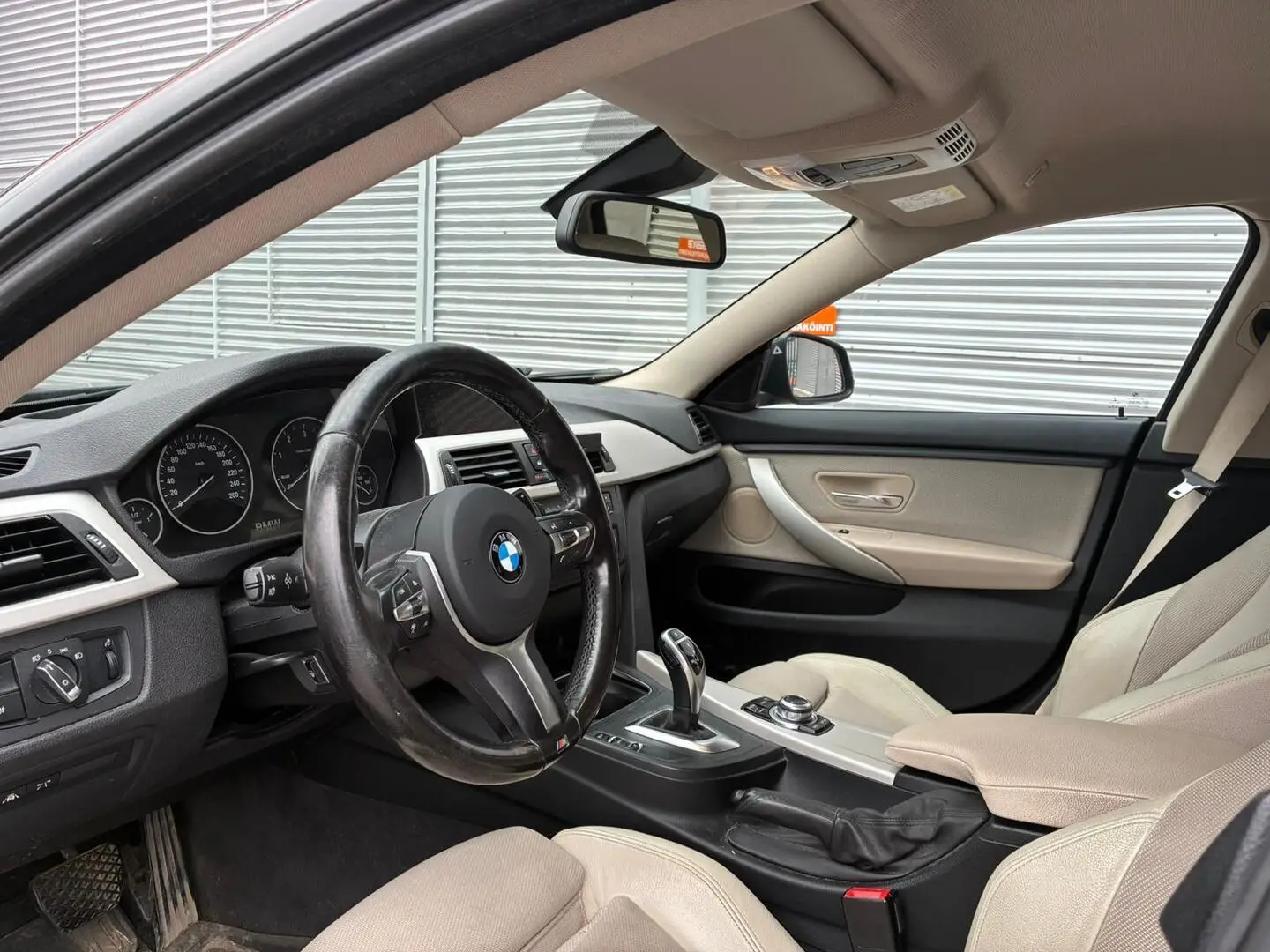 Car Image - 3IdlYemUscD6YniFGMtLoC