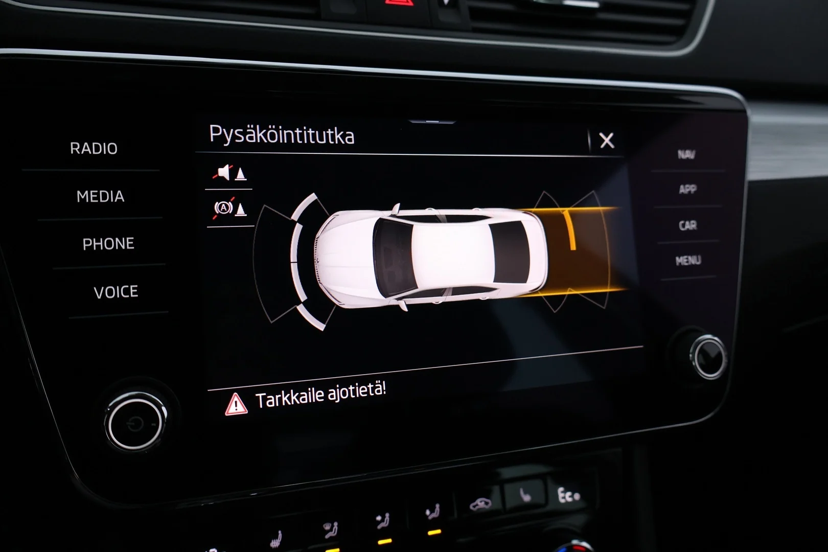 Car Image - 2It9zYIbAXGN6xDKnRlxF0