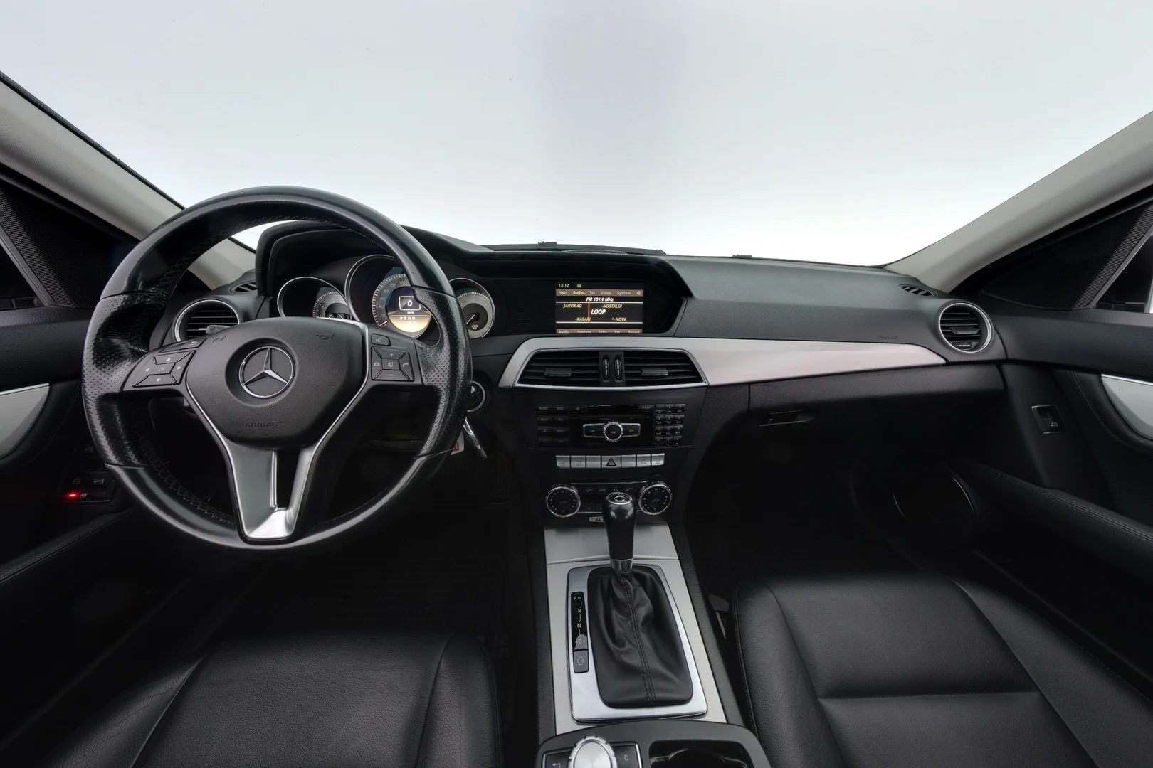 Car Image - 2pTcXg2g7hdNx2bXrj6iFW