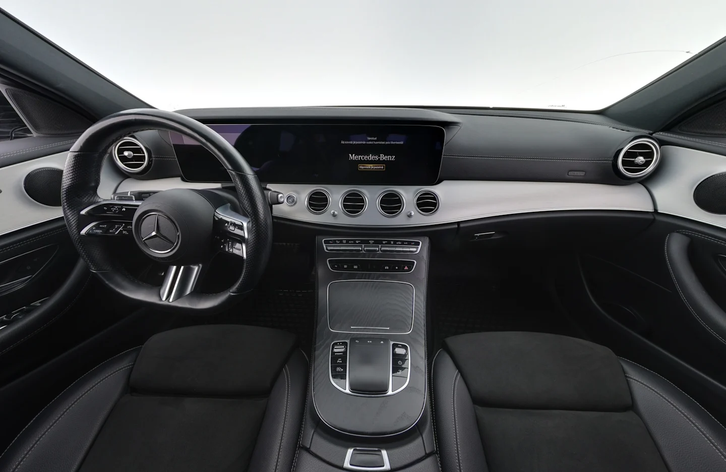 Car Image - 1Tp01wxWt1YV1JjE8mKjEw