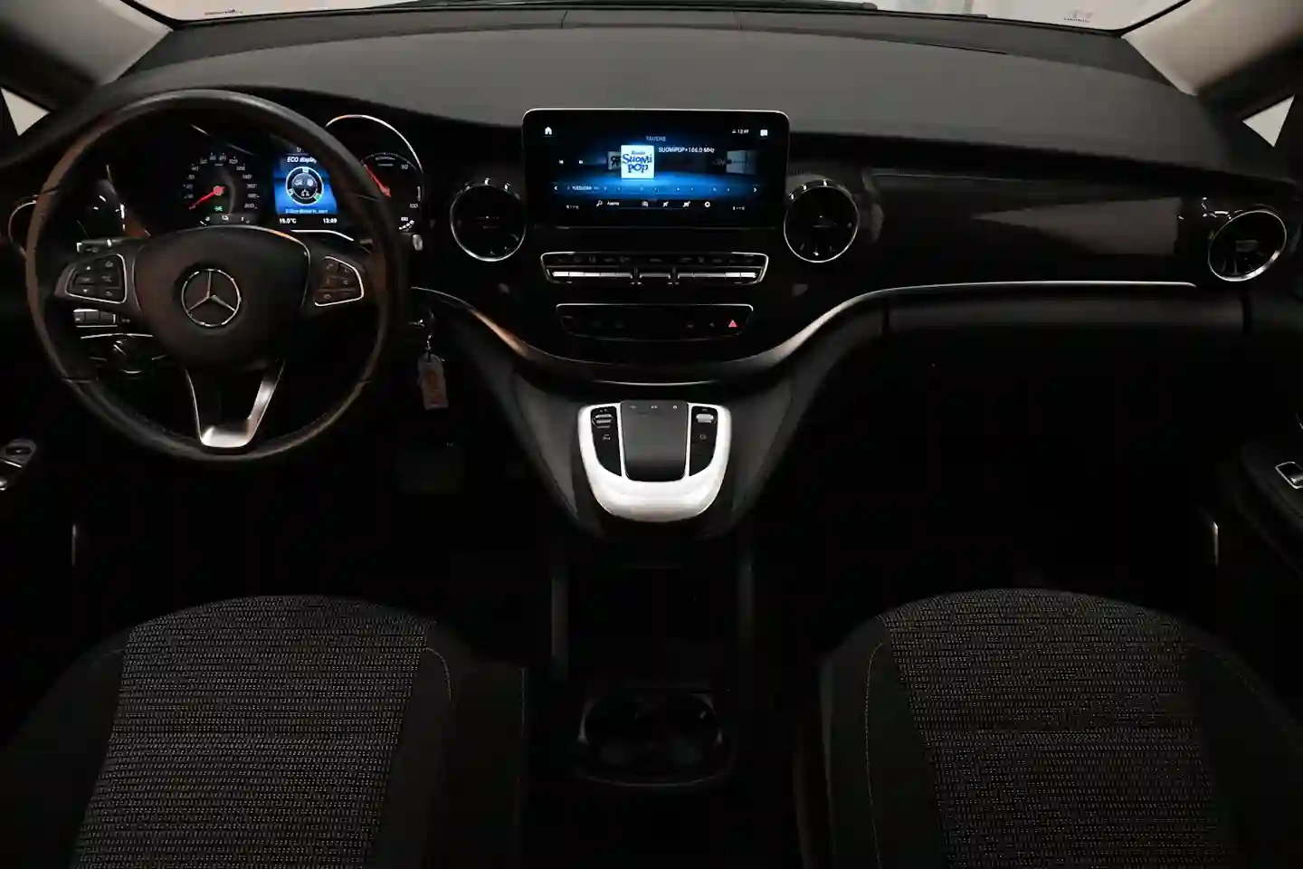 Car Image - 4AJ2YsnEz0D4Itj73zLLaO