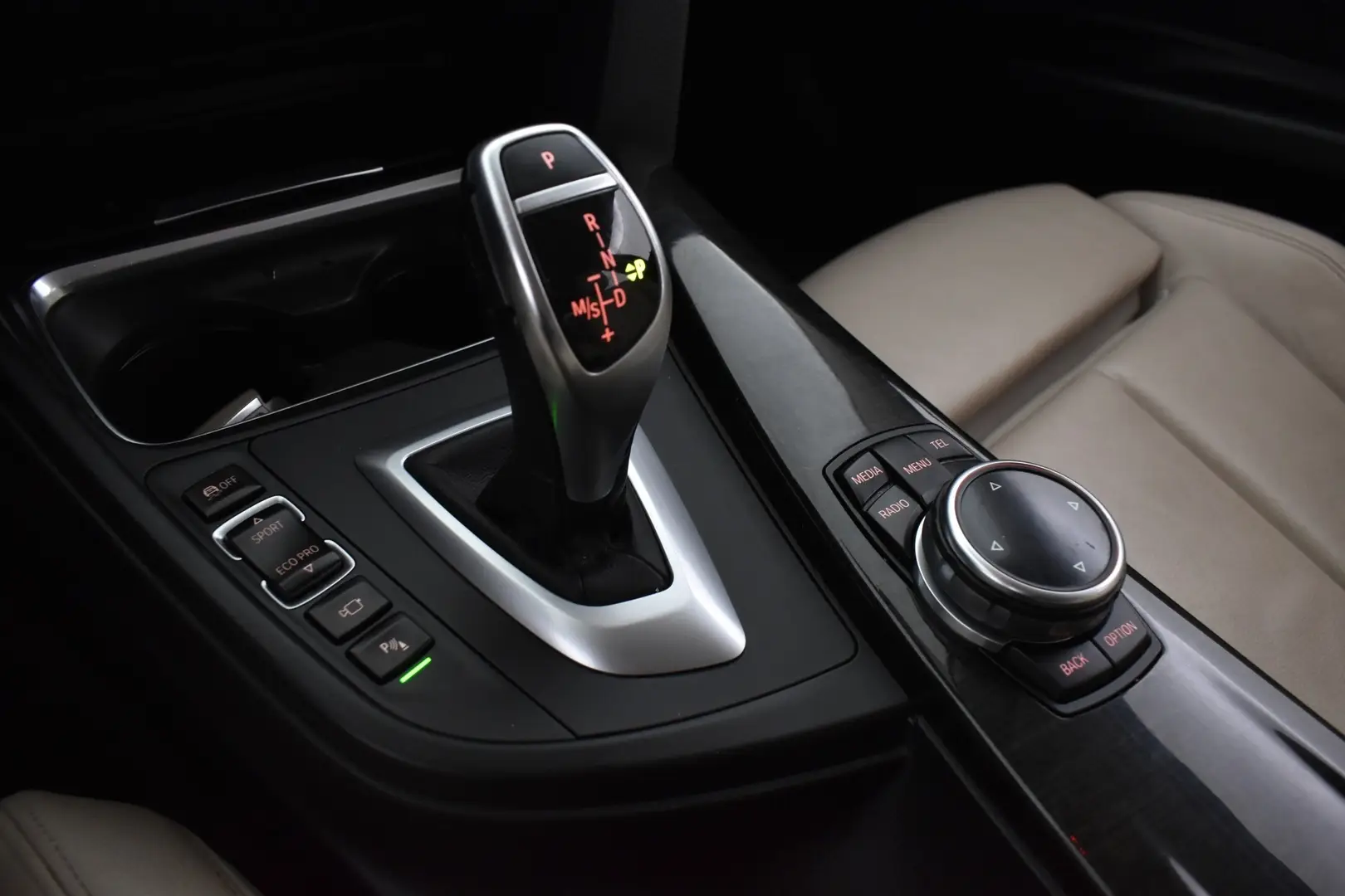 Car Image - 7FdXfqsCMb2jEf3WXog8Jx