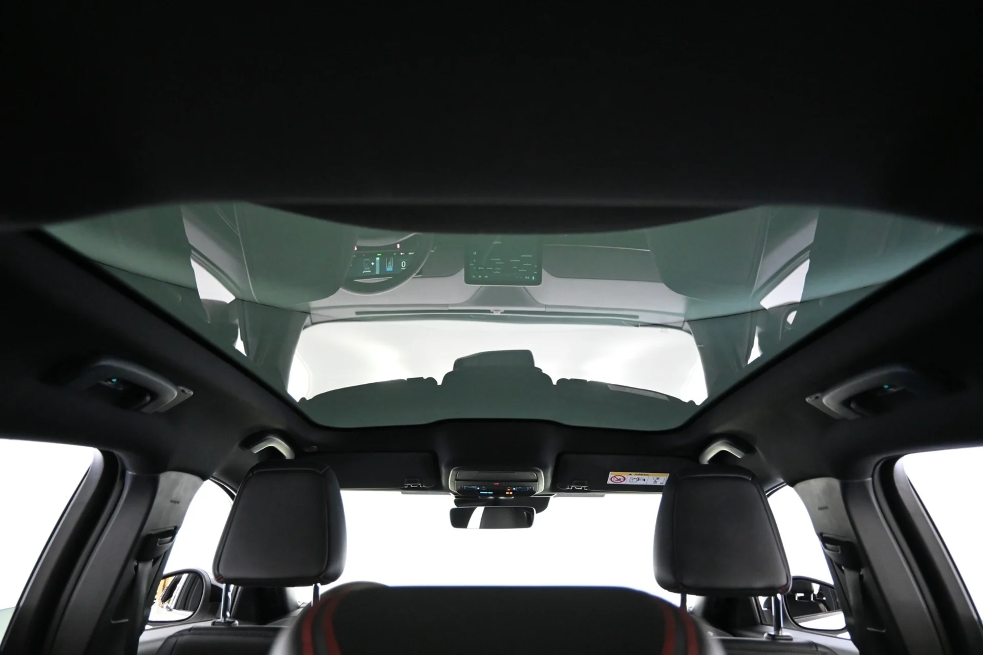 Car Image - 2I2tR4ryqL9iLbxJT3yv1j