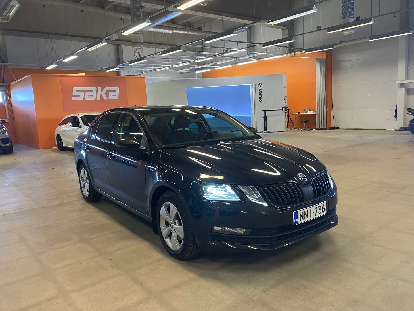 Car Image - 5wryzHTixiiDROSzM4Ue3q