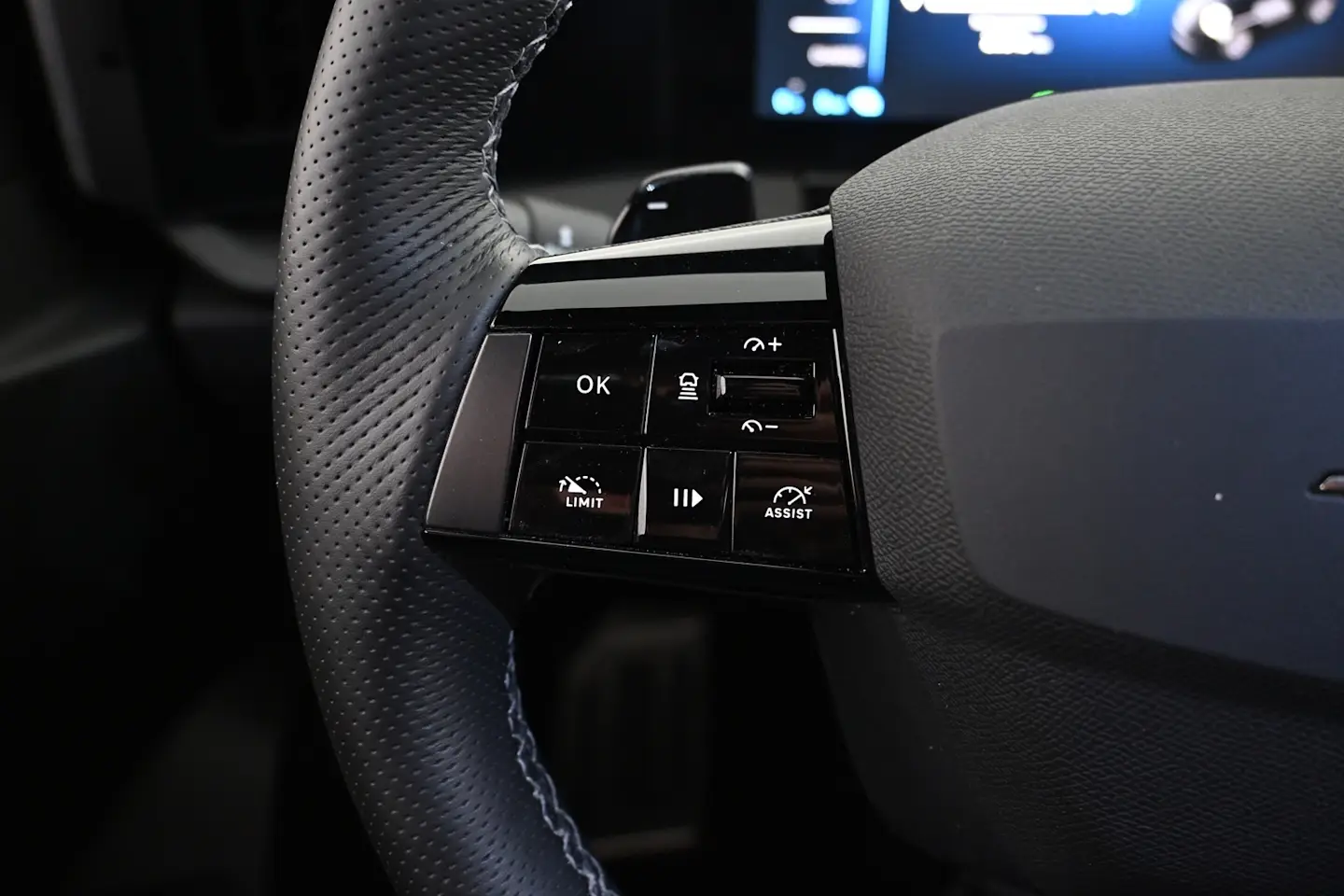 Car Image - ZzA29Sq9YYtjONGSctIL0