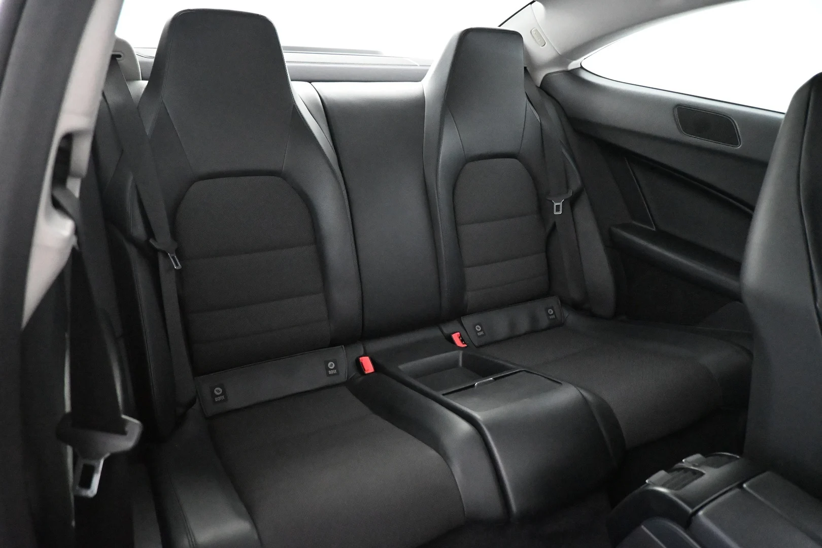 Car Image - 8ytHJv8RnUQdaM214sYfx