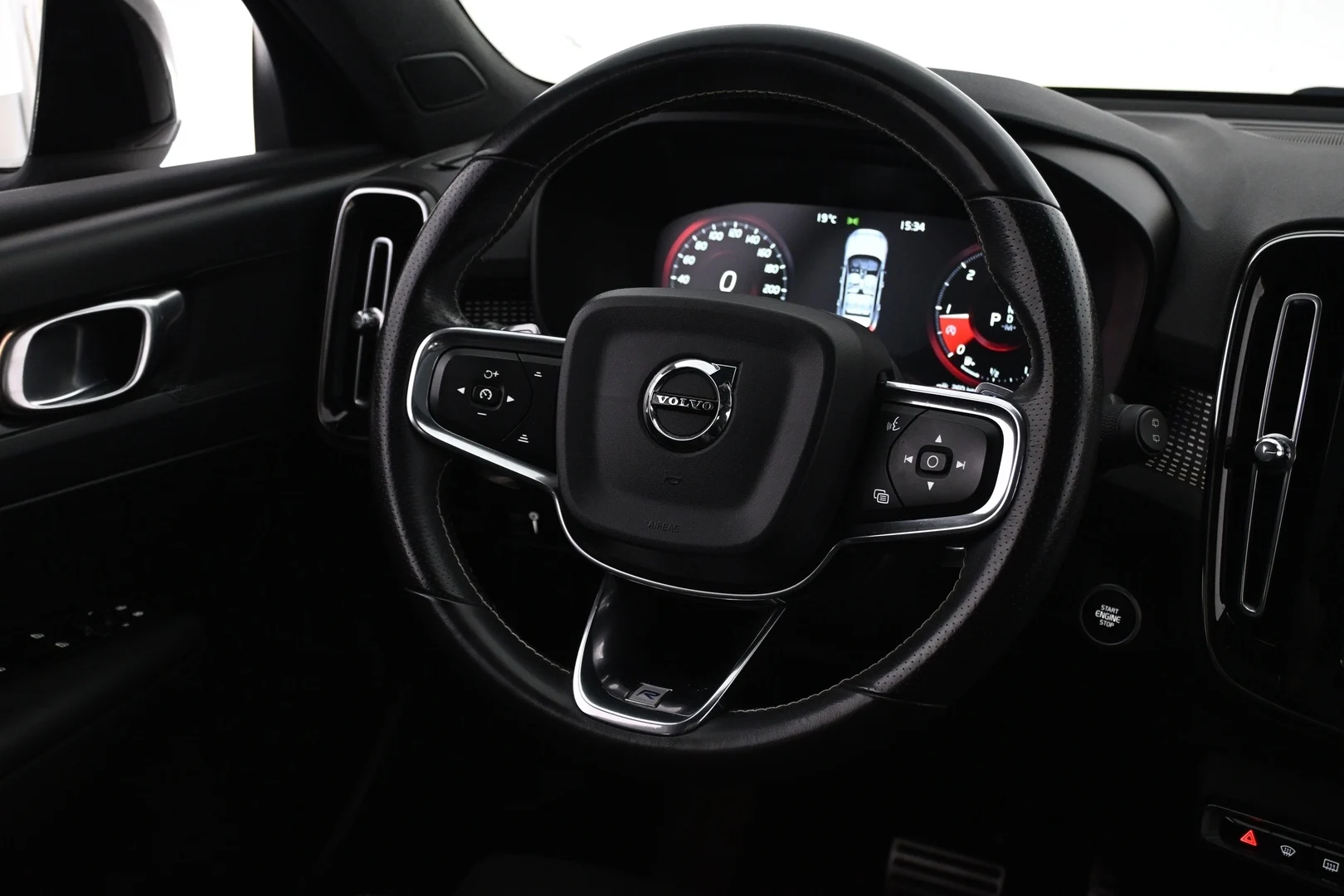 Car Image - NXDdqeLKEf2w9dWDUbJmP