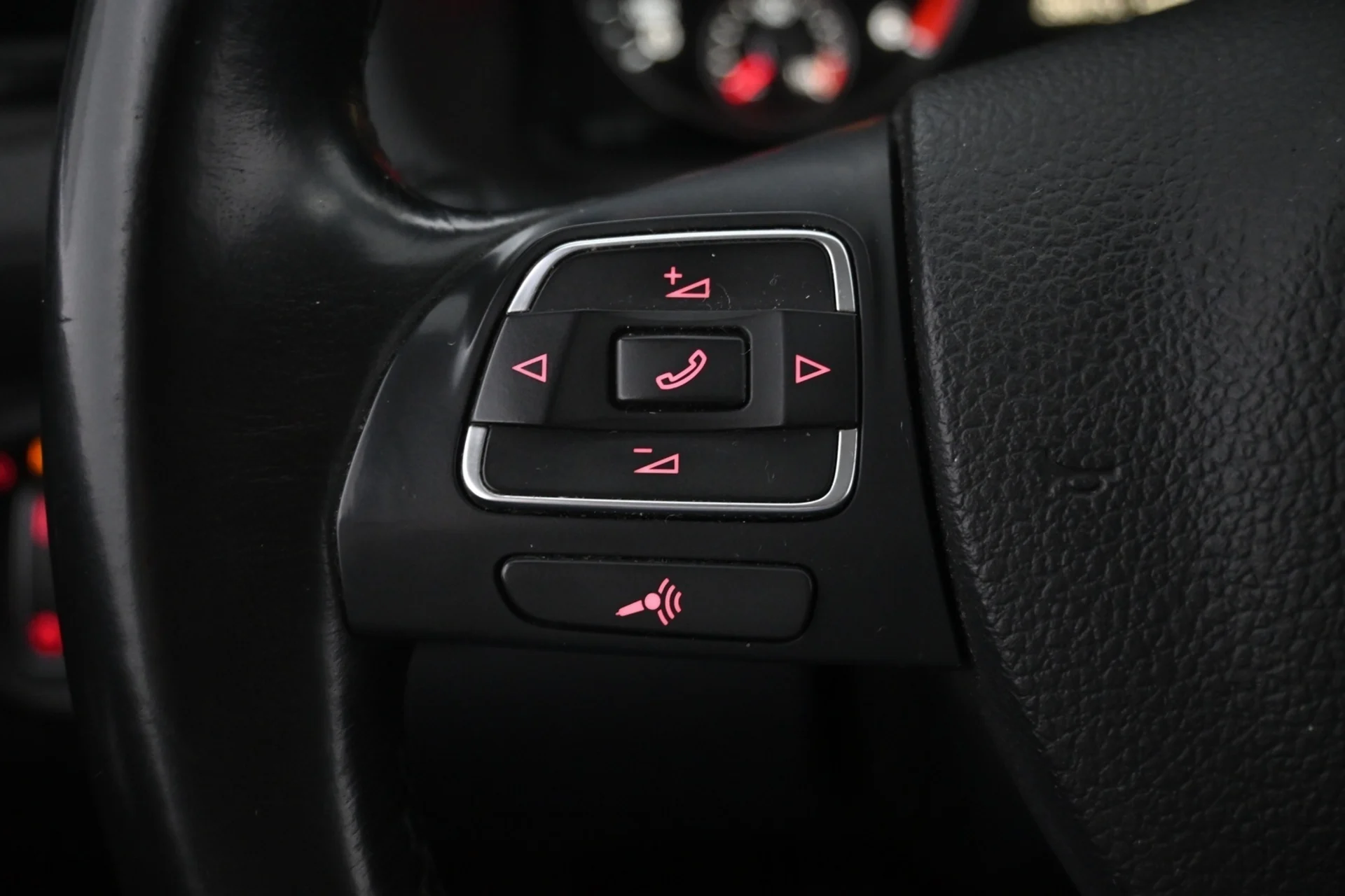 Car Image - 2rgrCGjILkFATe0fjZKtJn