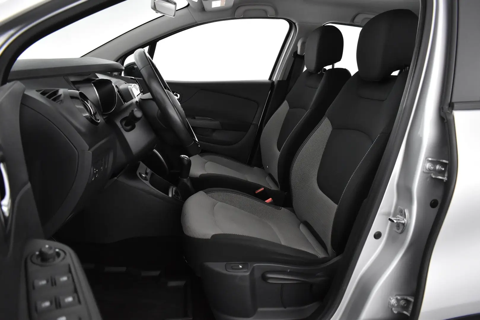 Car Image - 73Y7ifhH2ejDan2D6PGiZD