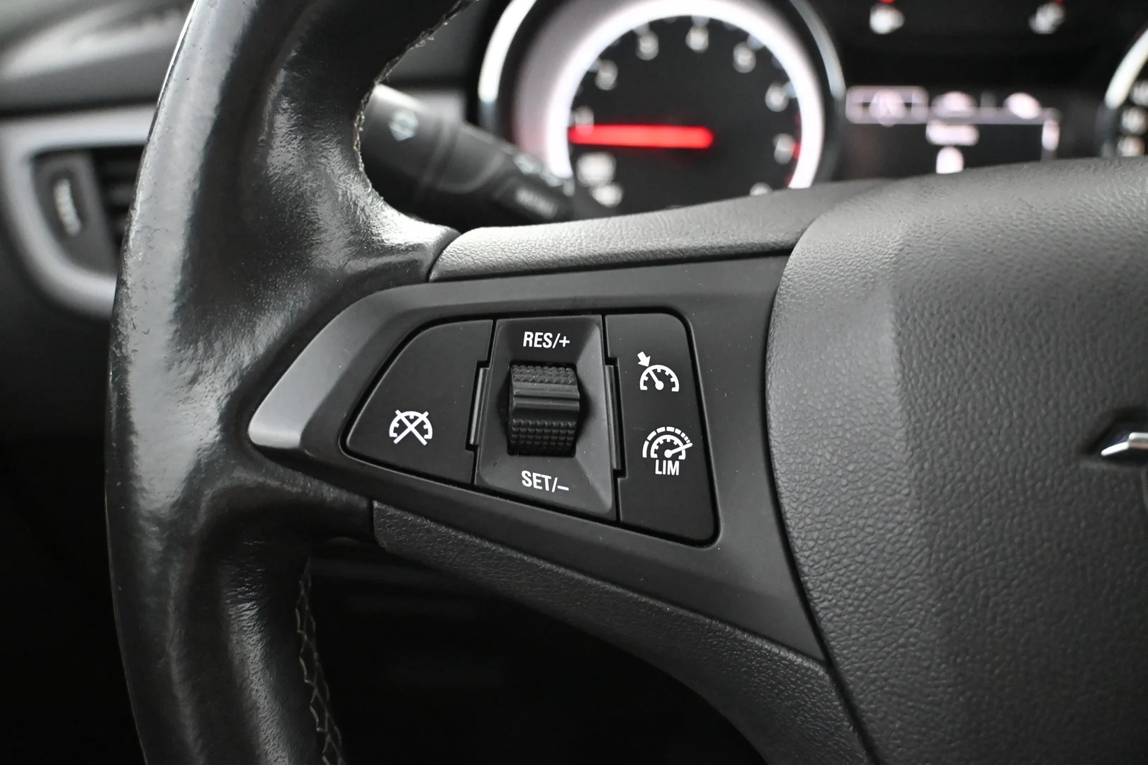 Car Image - 1aVirUDyR4LxijMmLjPaXZ