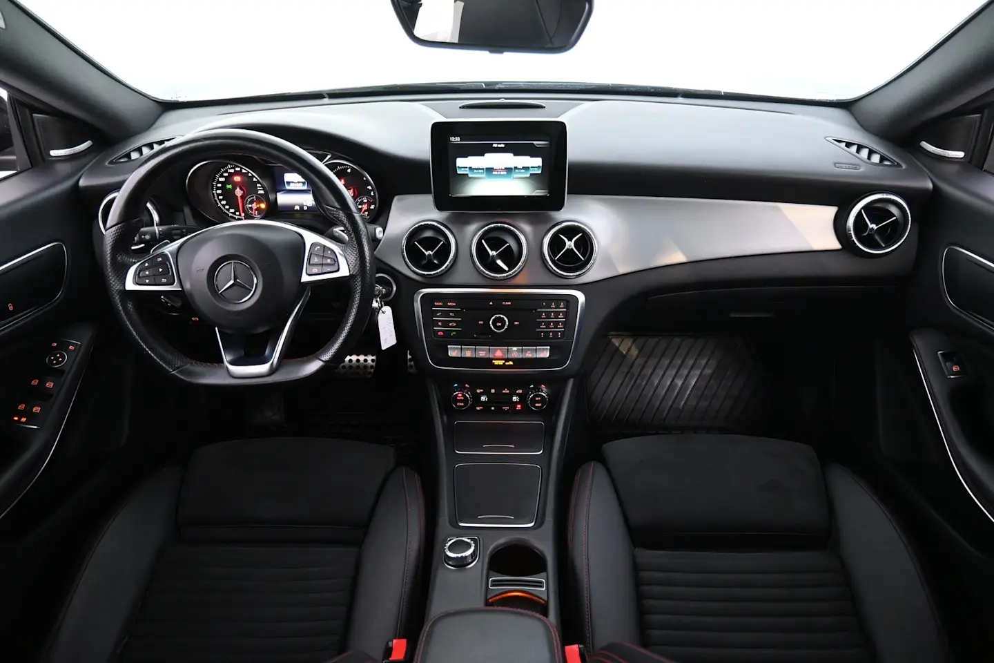 Car Image - 5b5Xga2ytzmQ3vgQAue4Rk