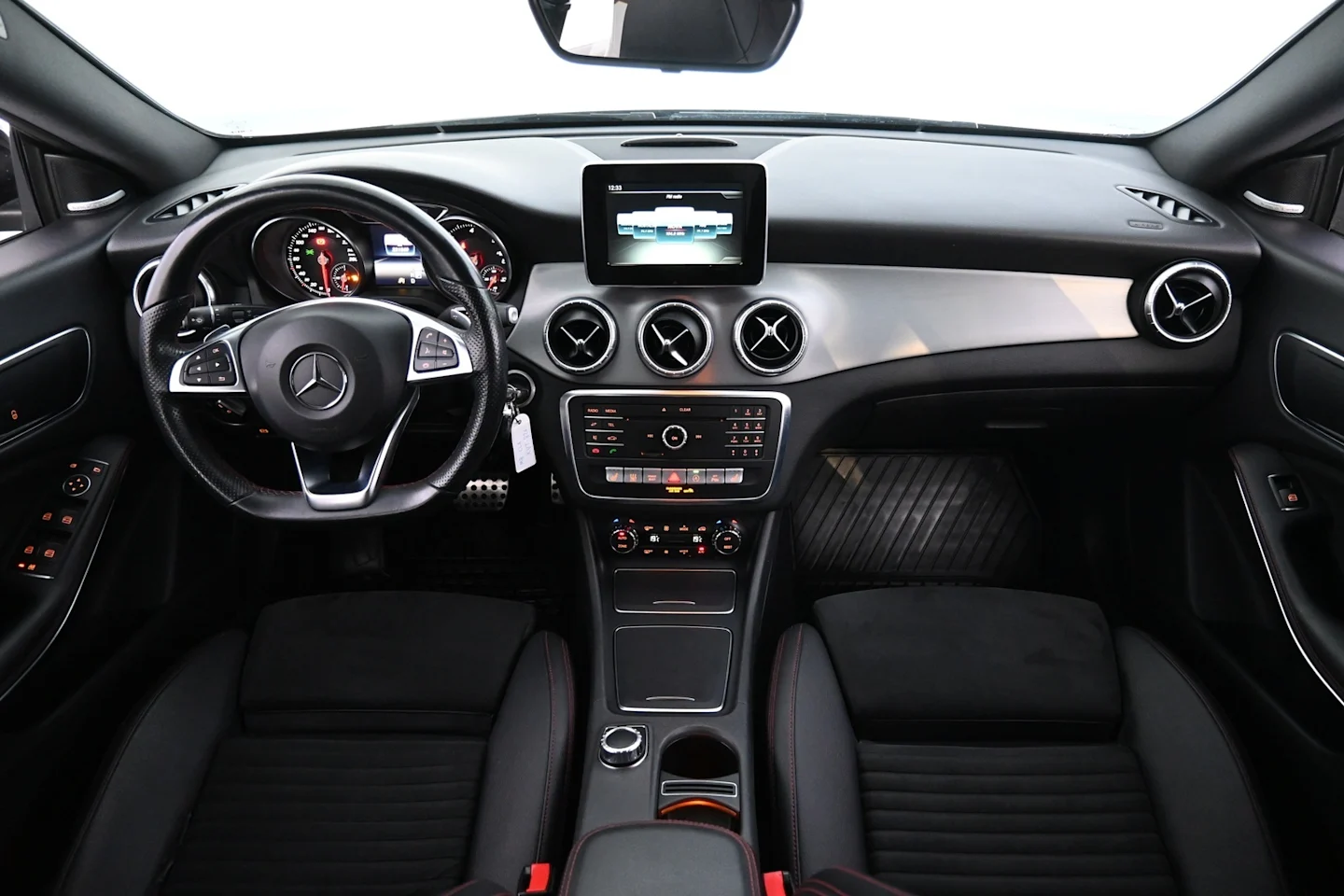 Car Image - 5b5Xga2ytzmQ3vgQAue4Rk