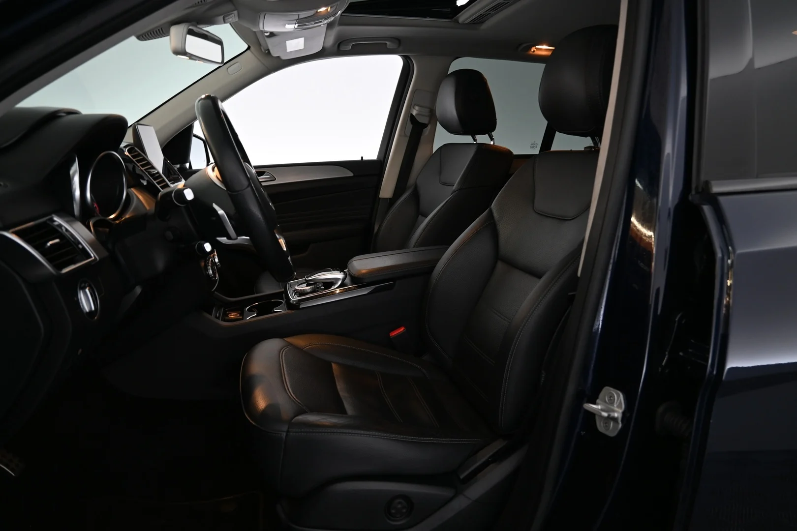 Car Image - 6Ddi9kN3jRkMnJzs4TqLlm