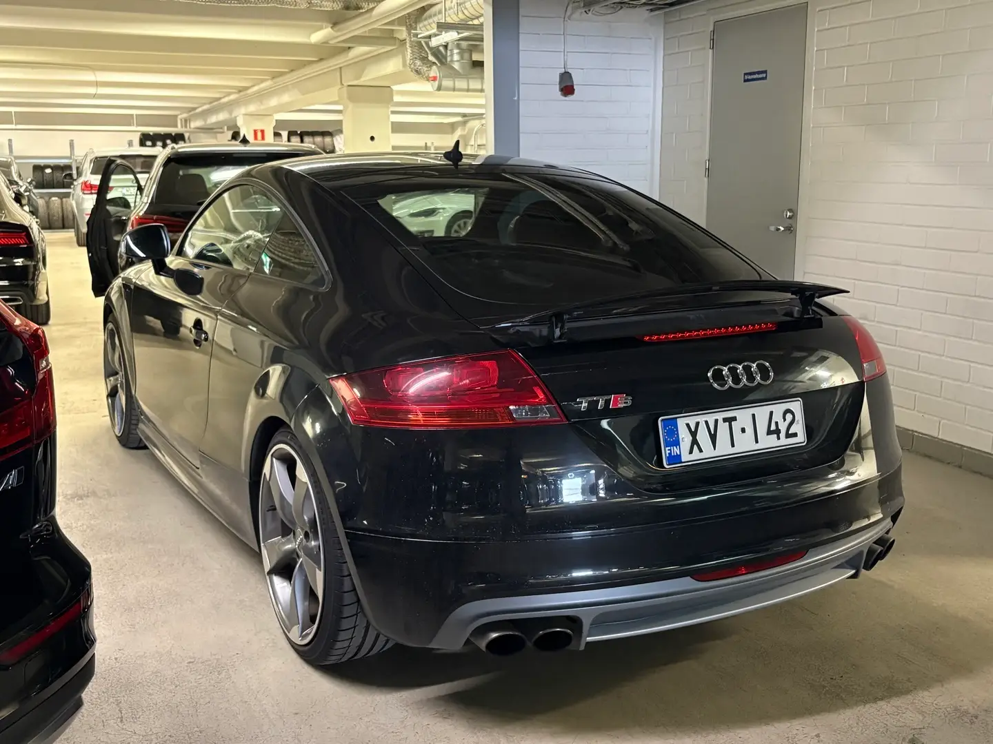 Car Image - 2ssLcPinjsdinJ2e2BcrNG