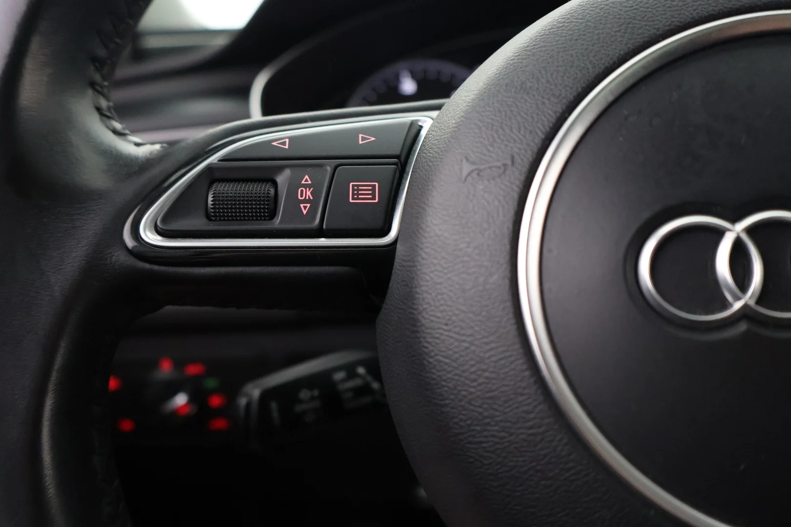 Car Image - 2Yyf3ysfZIAaPU3zo5D2Yt