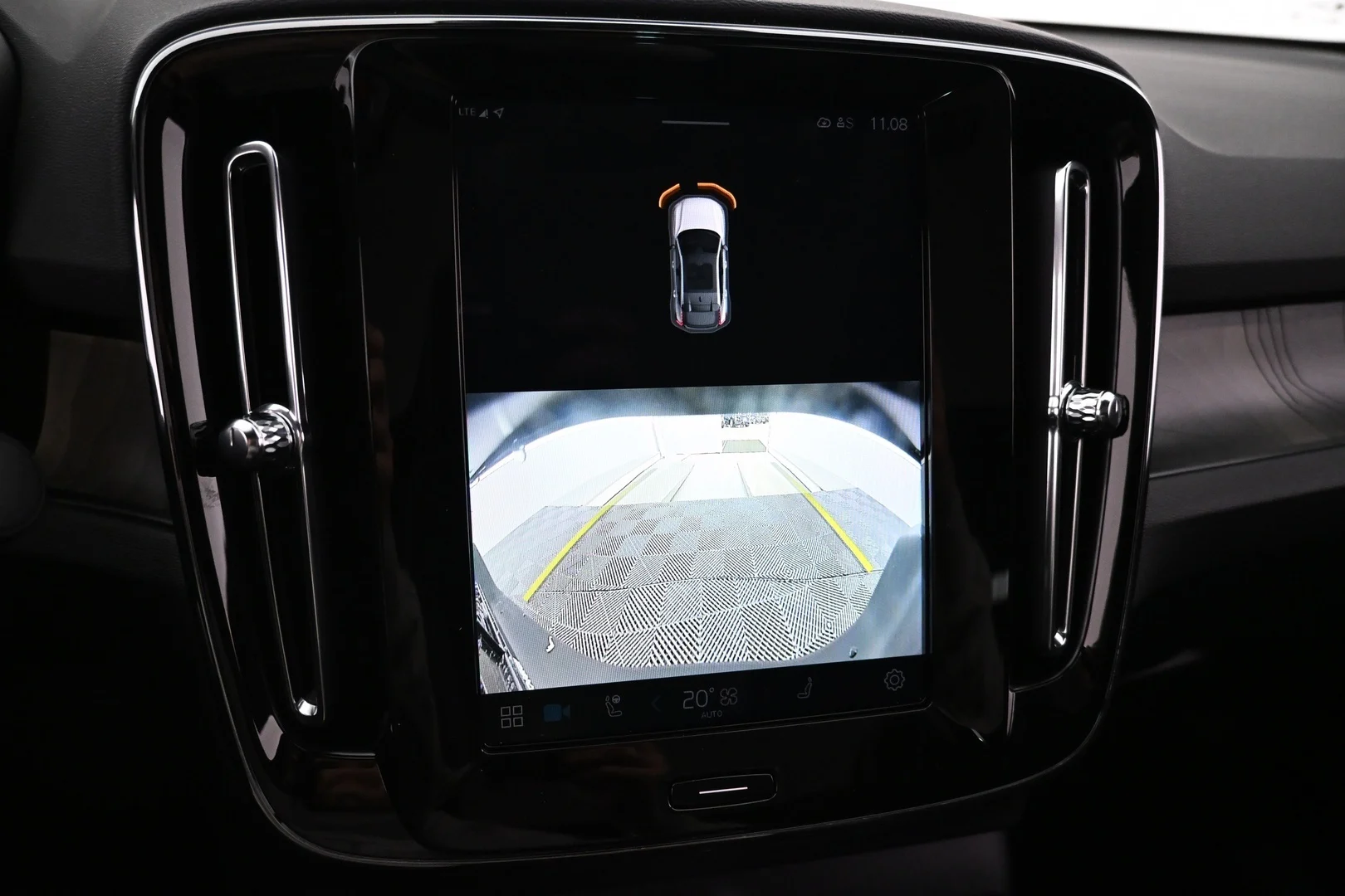 Car Image - 4fRzQJB4y0Y6S3Q8MR0VGo