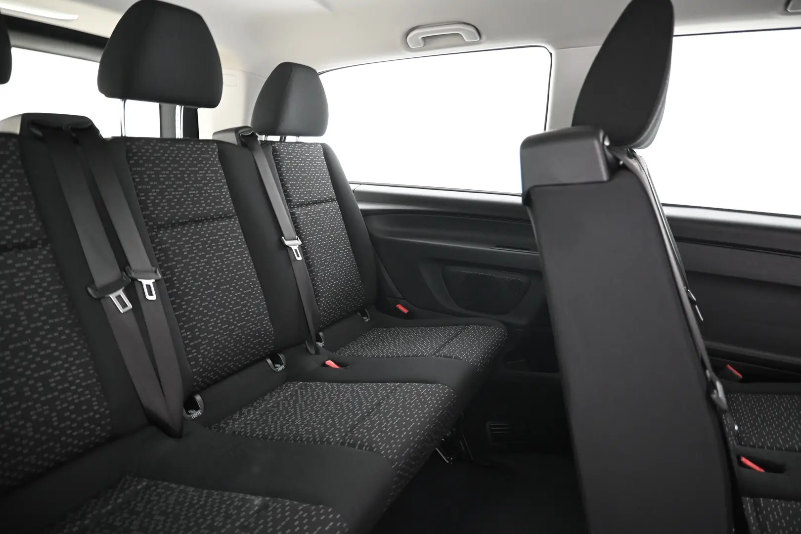 Car Image - 43i0VnkIXdHaSrc7SyA2Jv