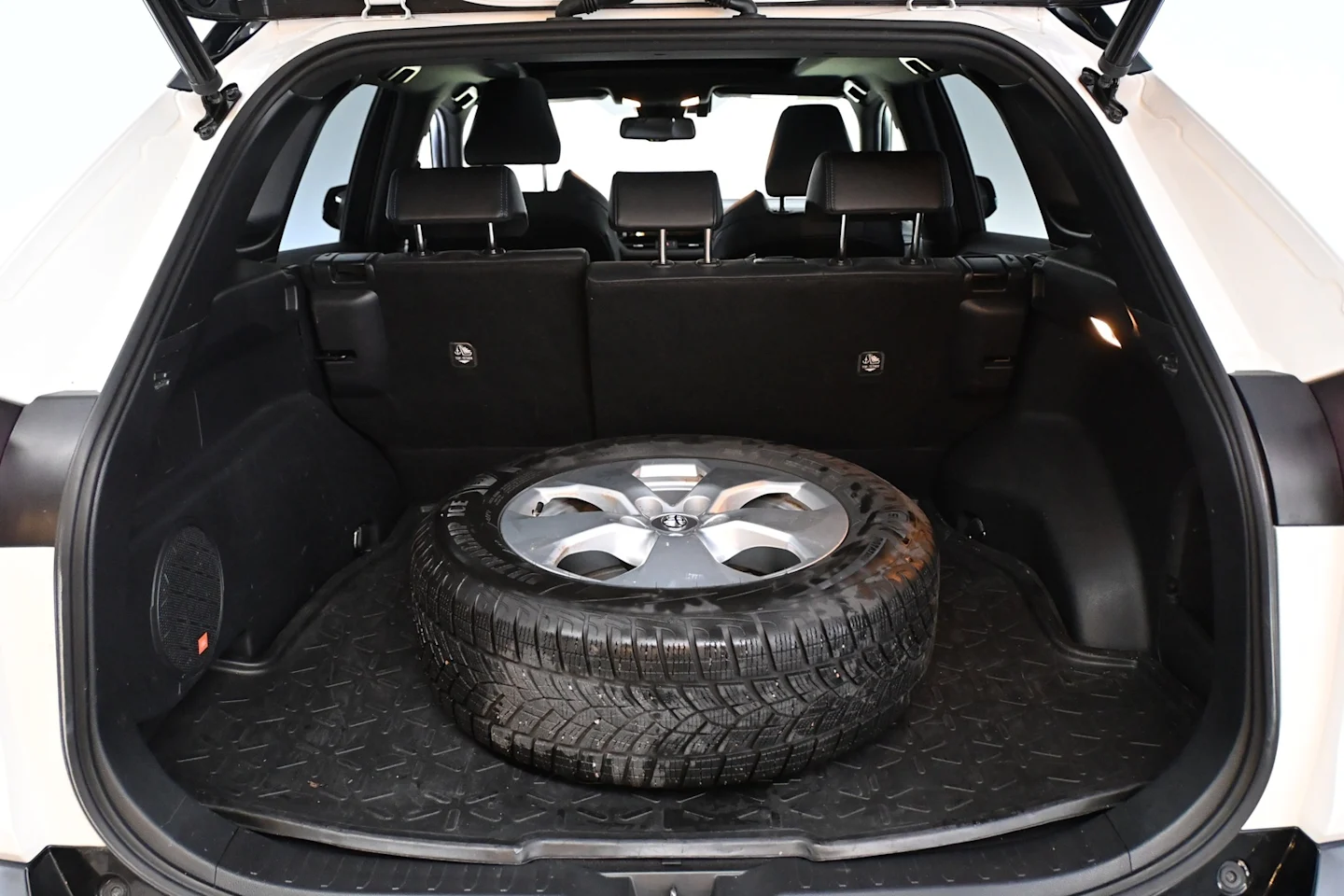 Car Image - 5ttHdX0whO6d6u9RK33l3F