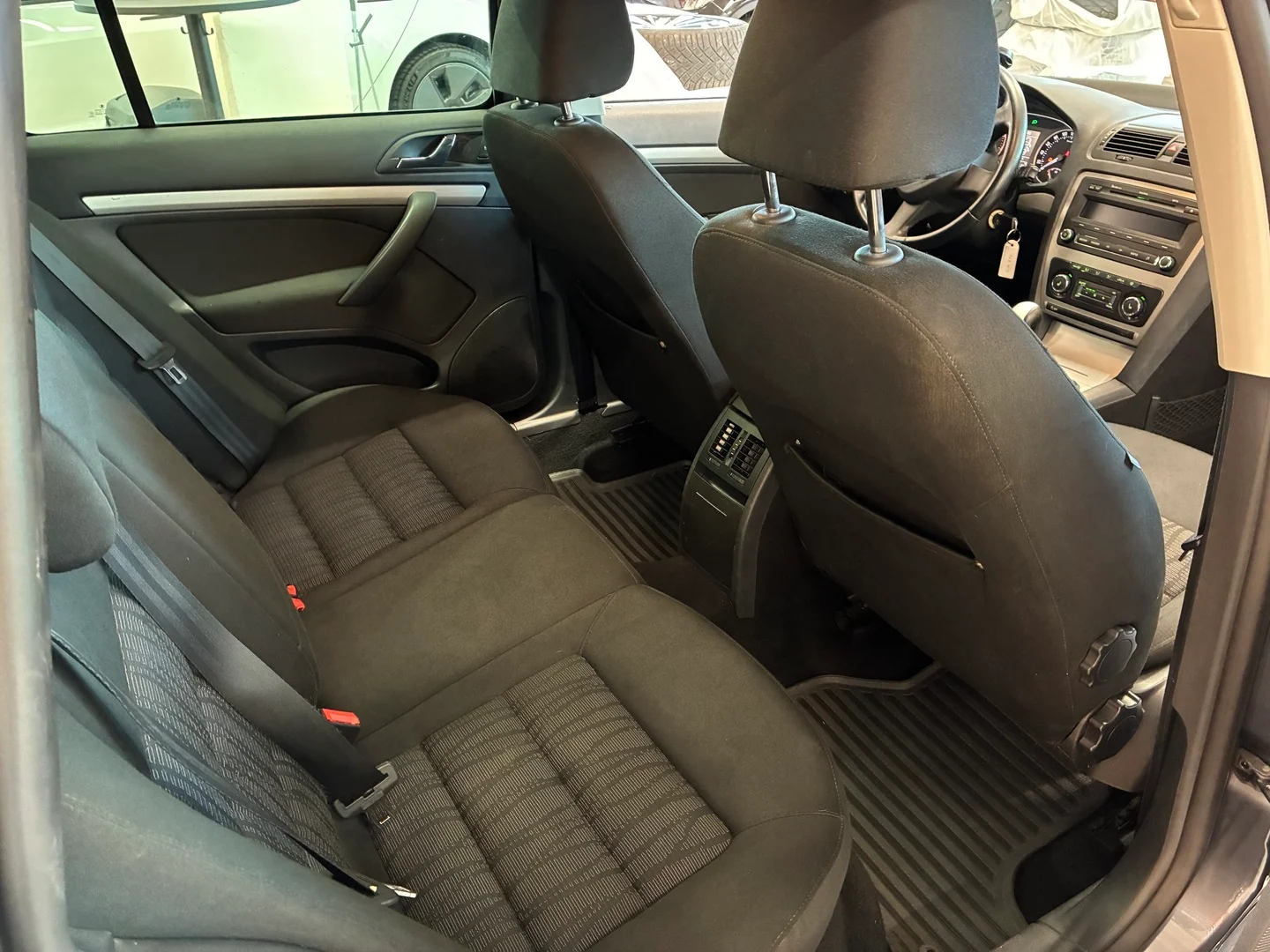 Car Image - 3VjYv7xQd9TqL2BMk6Mnge