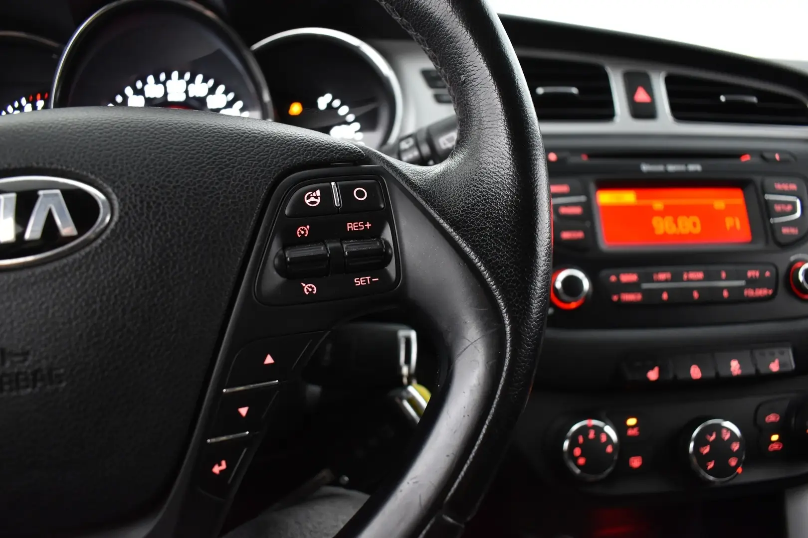 Car Image - 3j0XU8vDJ7kgKdkhctbg9P