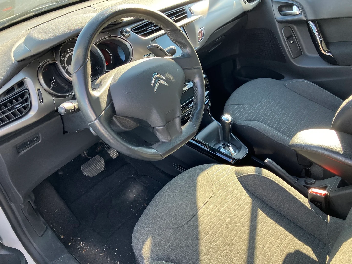 Car Image - 4c7nJTAE9Xe8gmOwiKFNVl