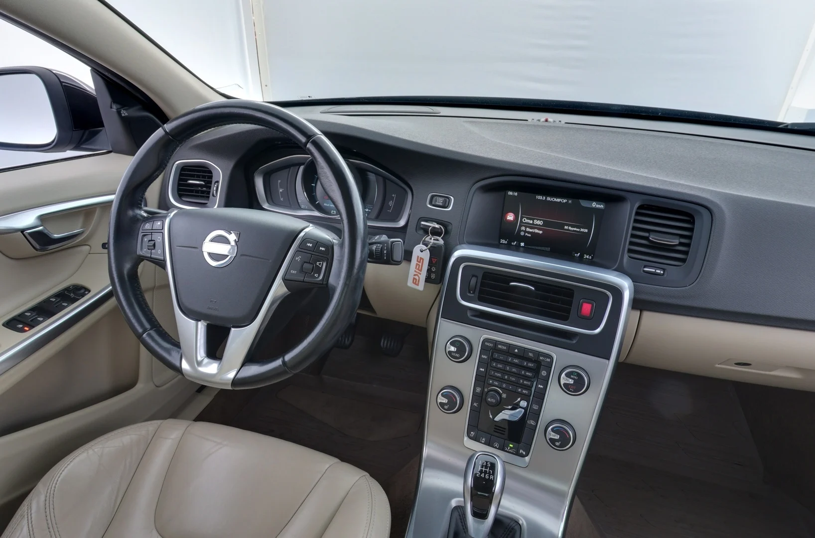 Car Image - 1x1KCF06loQ2KdYsgOWzNn
