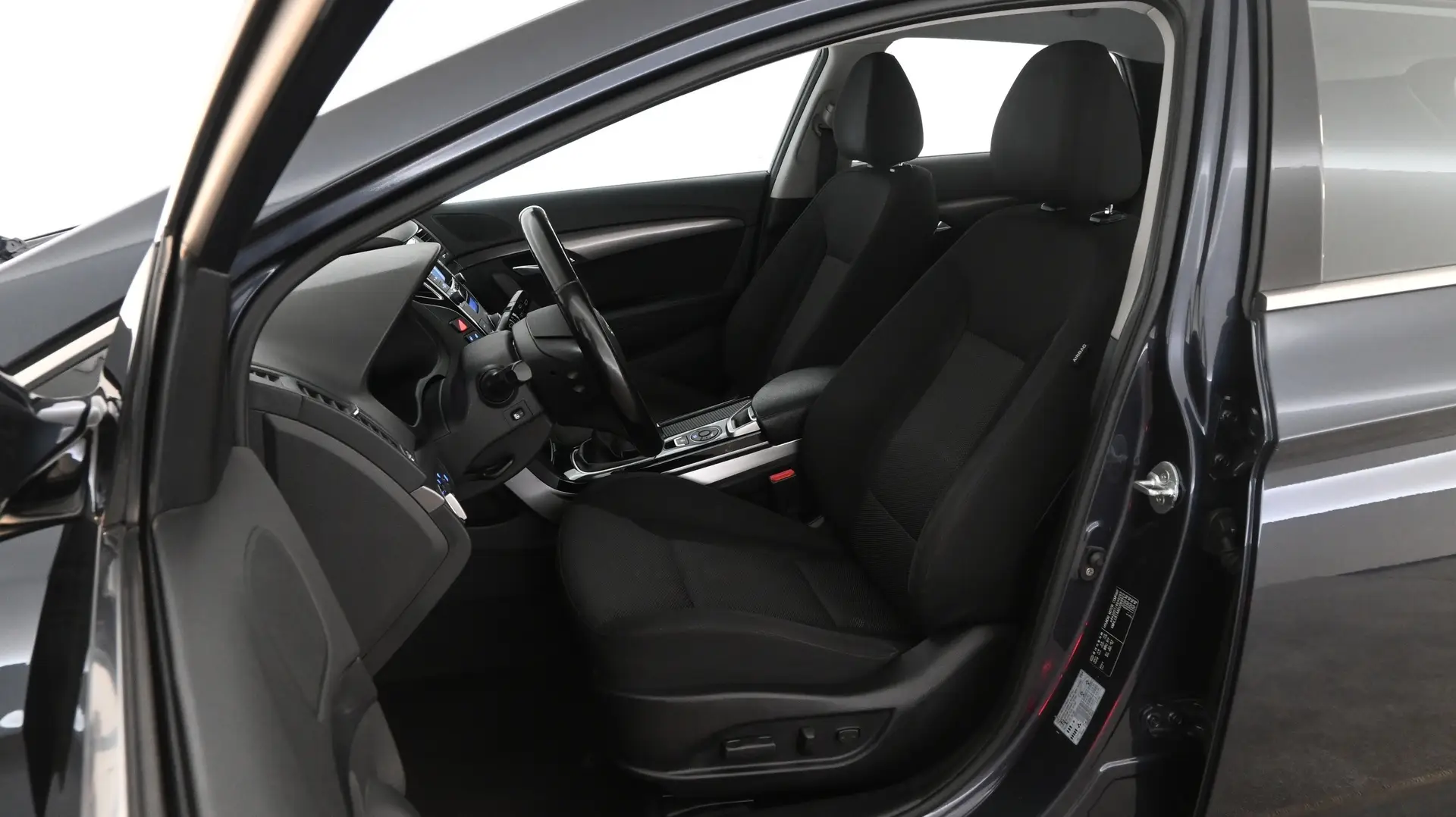 Car Image - 4jtwP0j0pJrJZrlOS2t3J