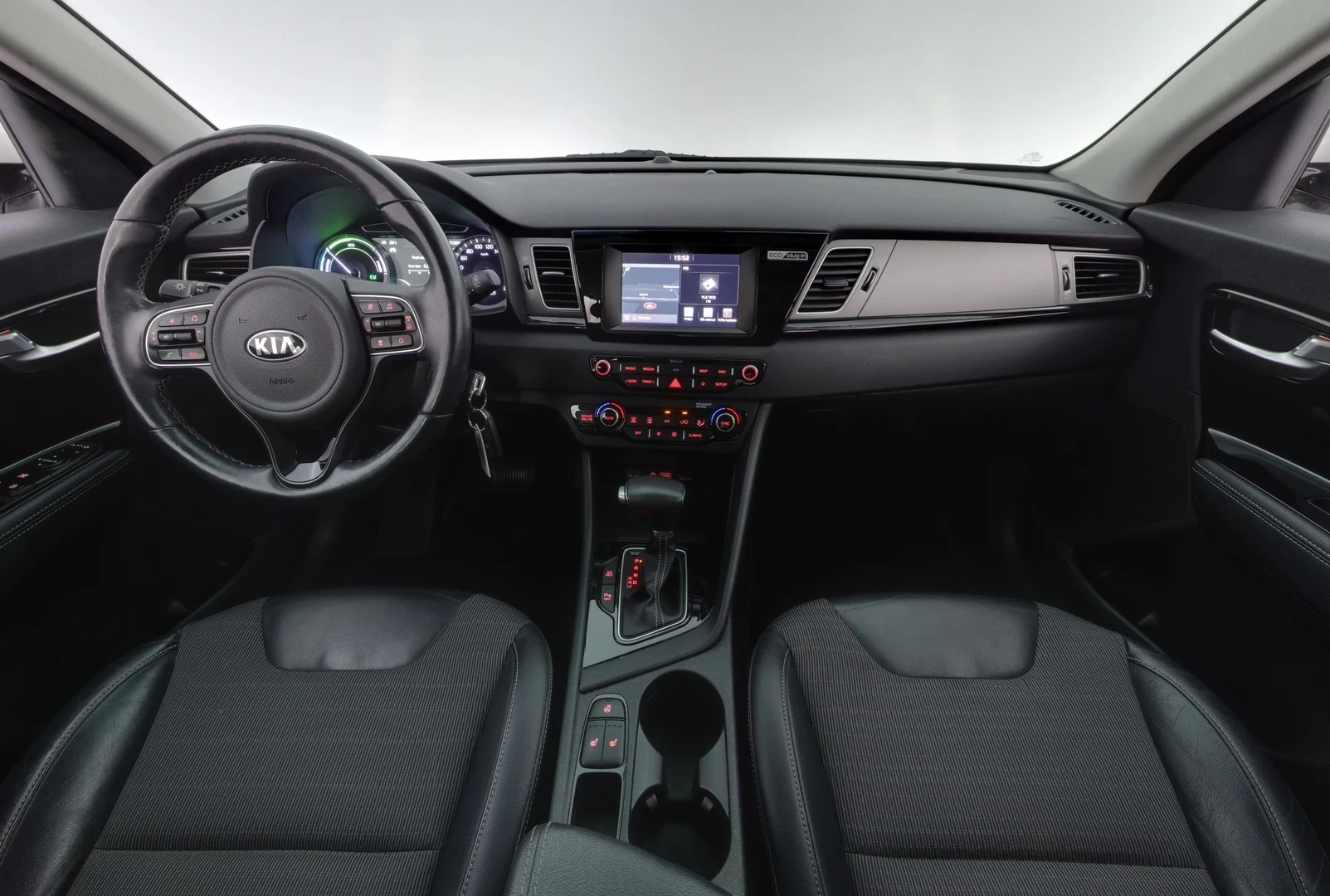 Car Image - 6j9RTFJLX1DNsgNUEtrq4K