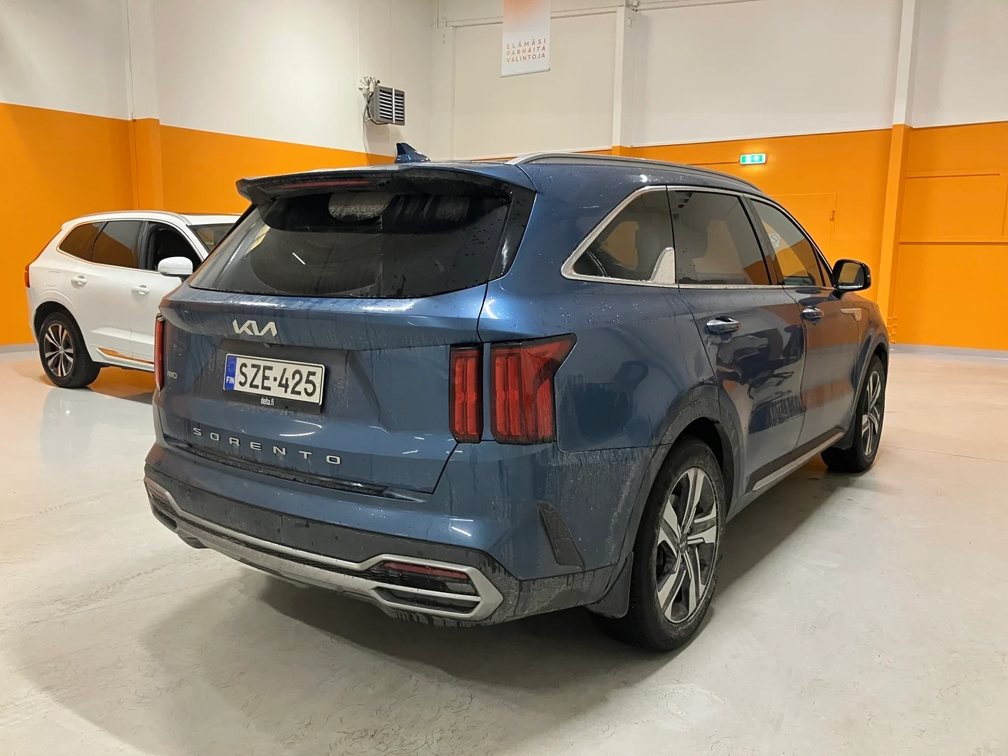 Car Image - 4OqL2WgdrNYd7i8DNyM92i