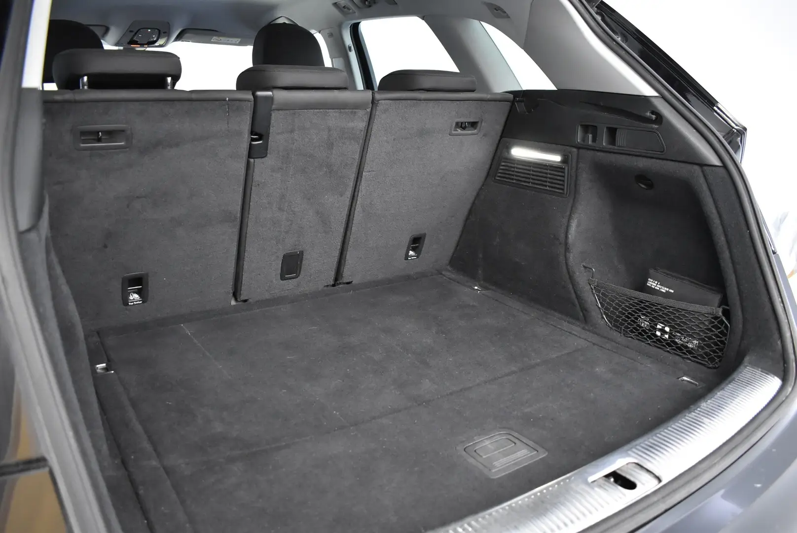 Car Image - 4fmlE00brmIn55Gu79ZtDH