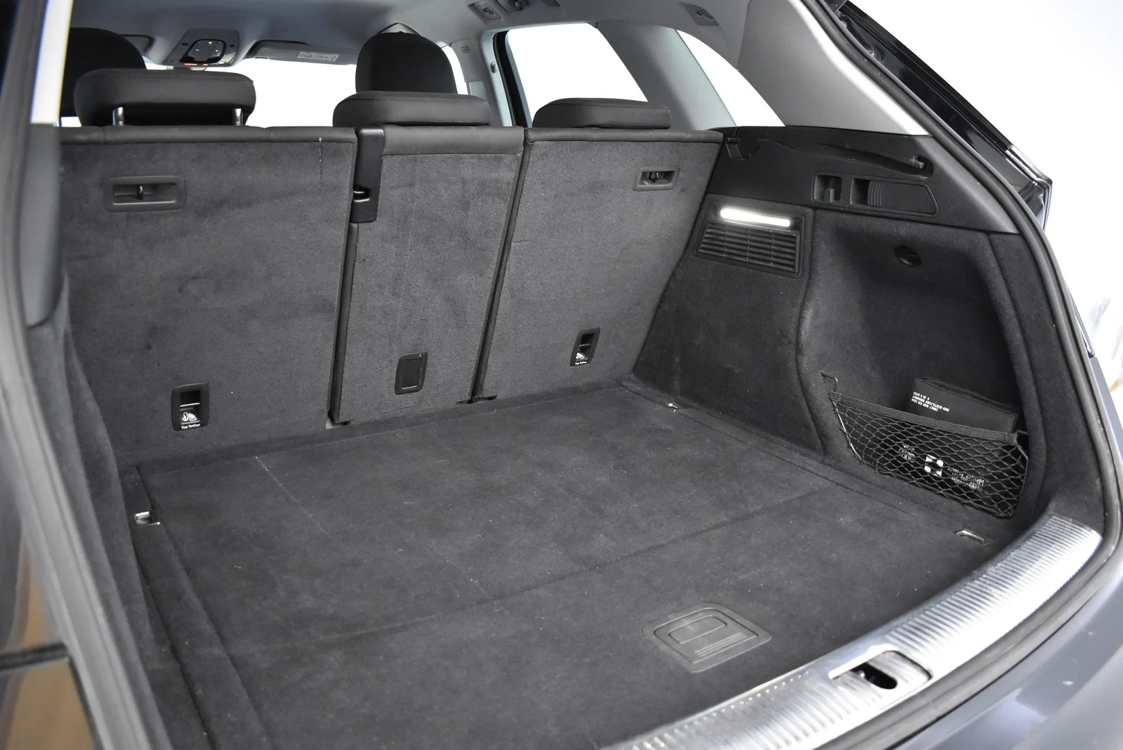 Car Image - 4fmlE00brmIn55Gu79ZtDH