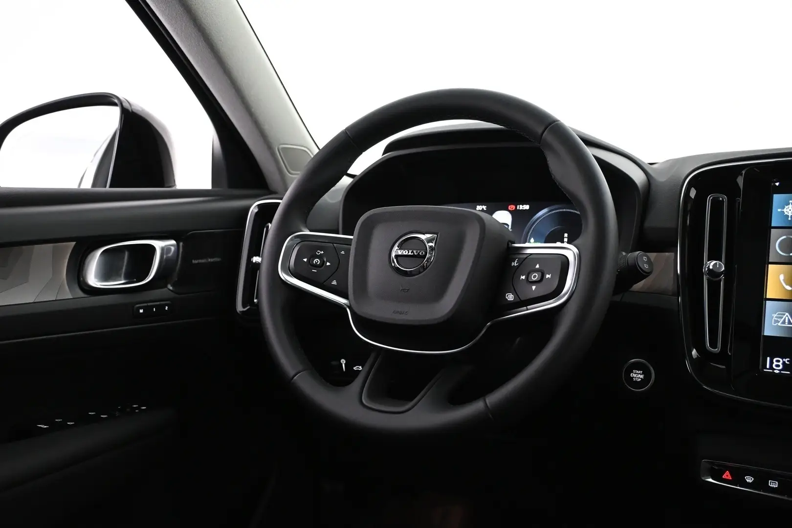 Car Image - vsKuzJ5VKboeEMwWi2dsE