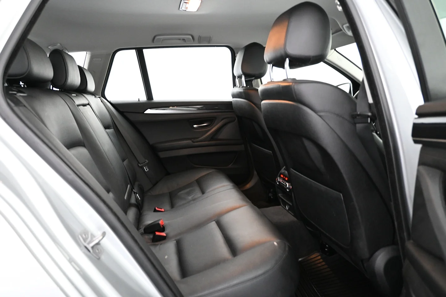 Car Image - 1VevYCrQuiml4OCXwl9RGm