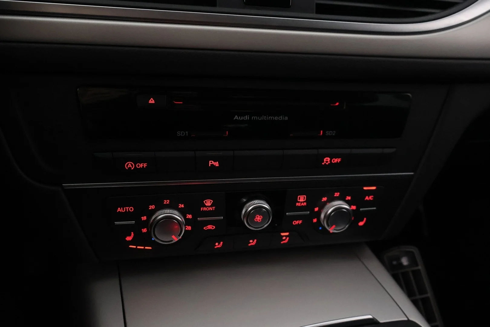 Car Image - 2z1fAE3Gn5lDkvFYGfOxAH