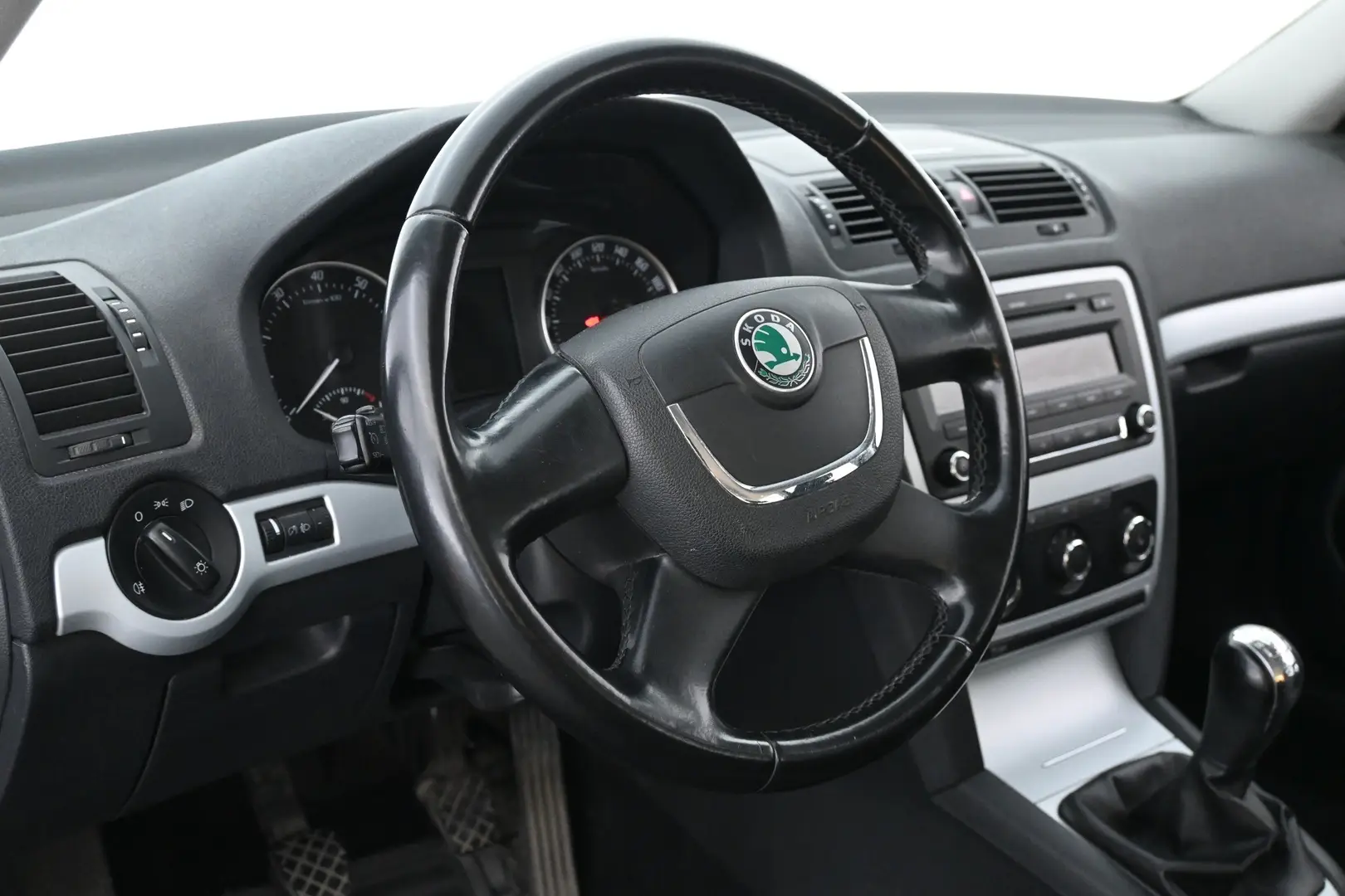 Car Image - 2cEgaUPCruh46155usxcNV