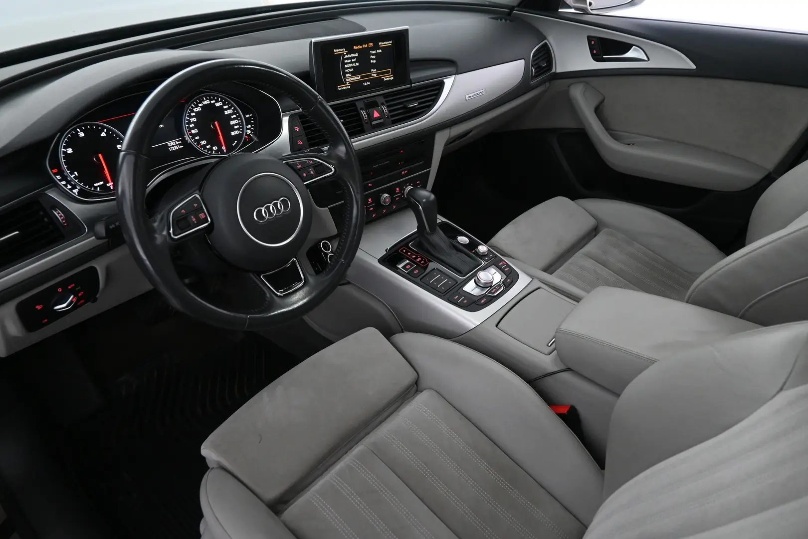 Car Image - 6V11CDQ2tbCqj8EPqGBcCs