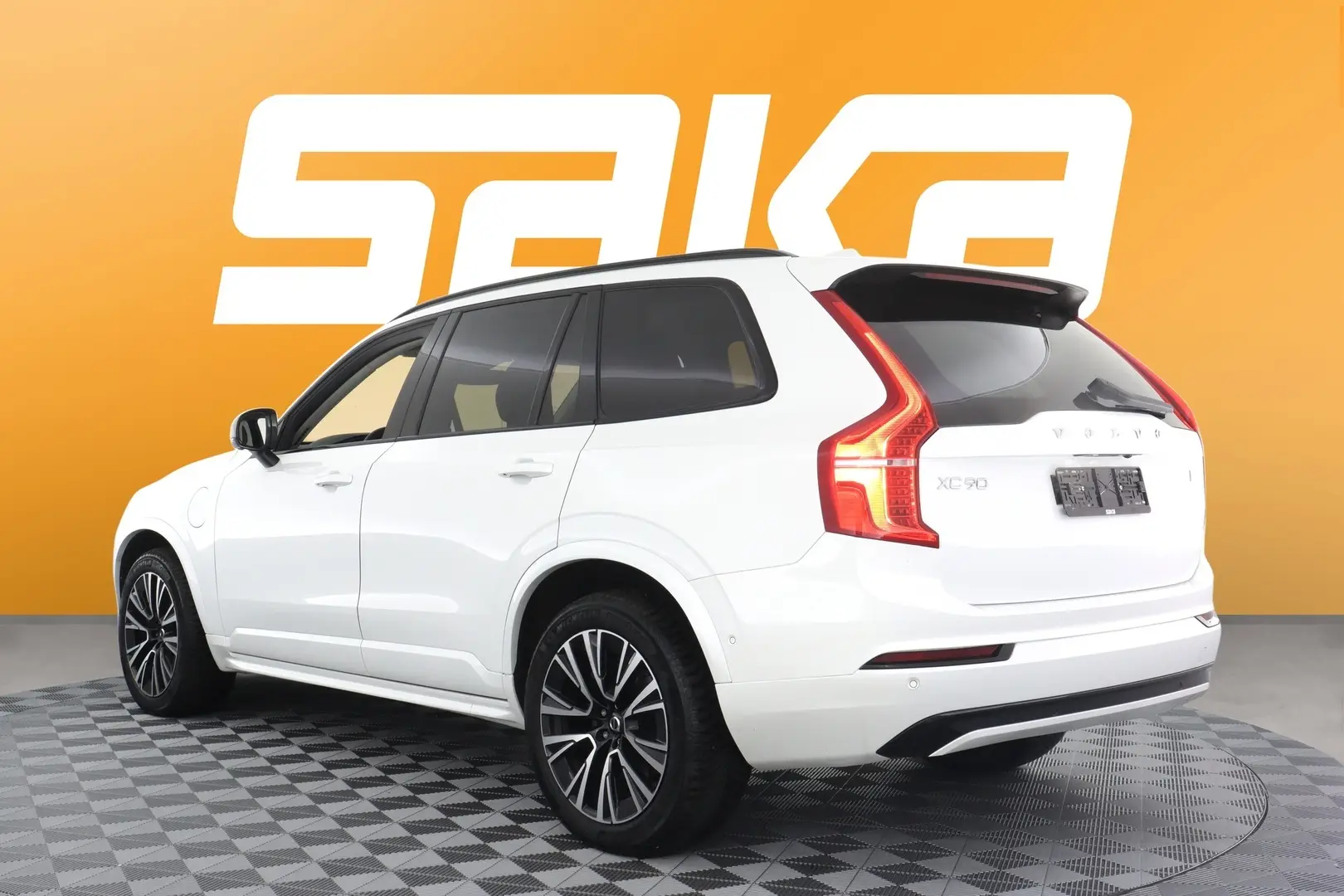 Car Image - 6o8AC9tRXoV5hGoi2MLqc9