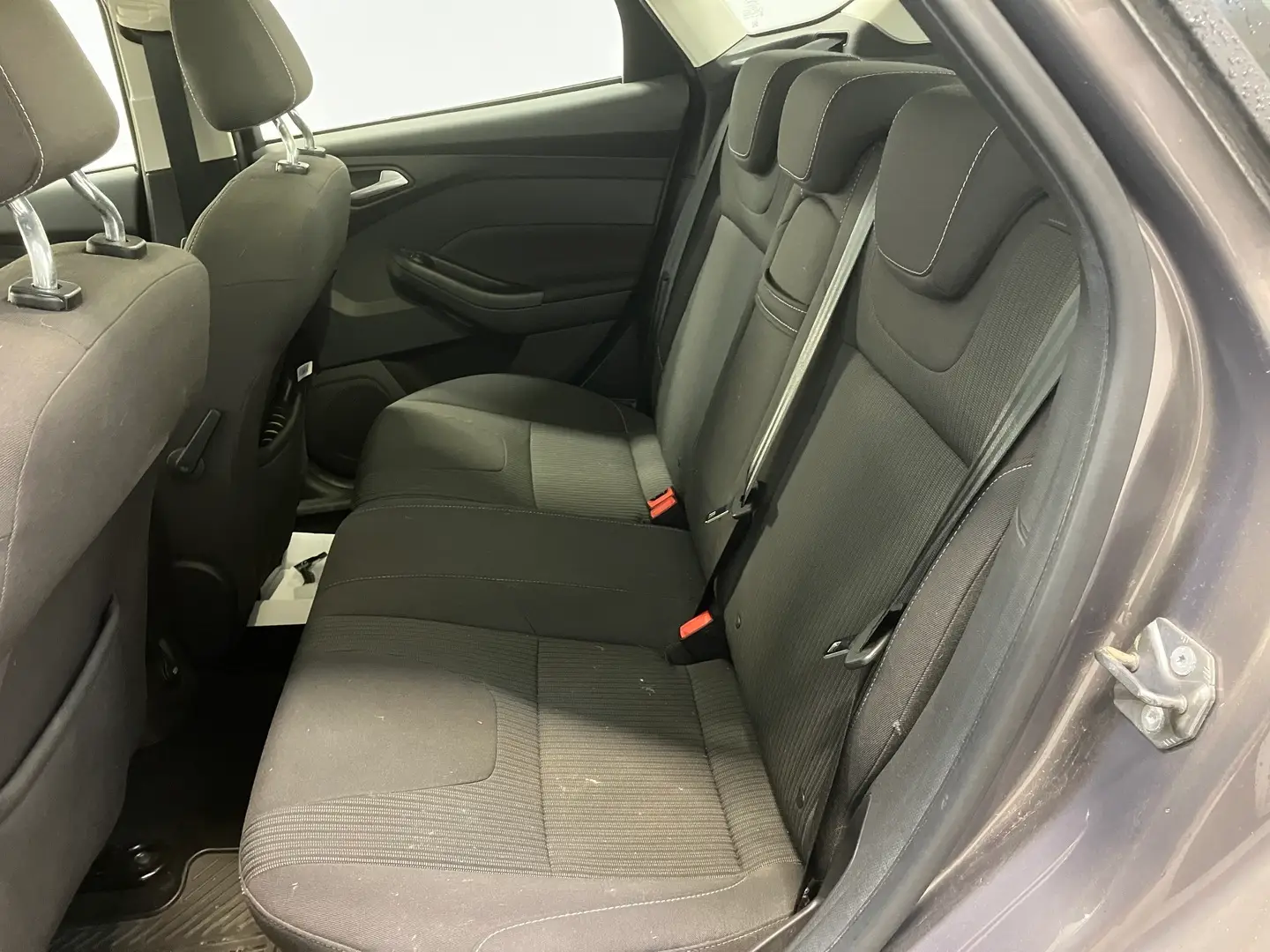 Car Image - 3xx5zfKMZxpokMENIiPajO