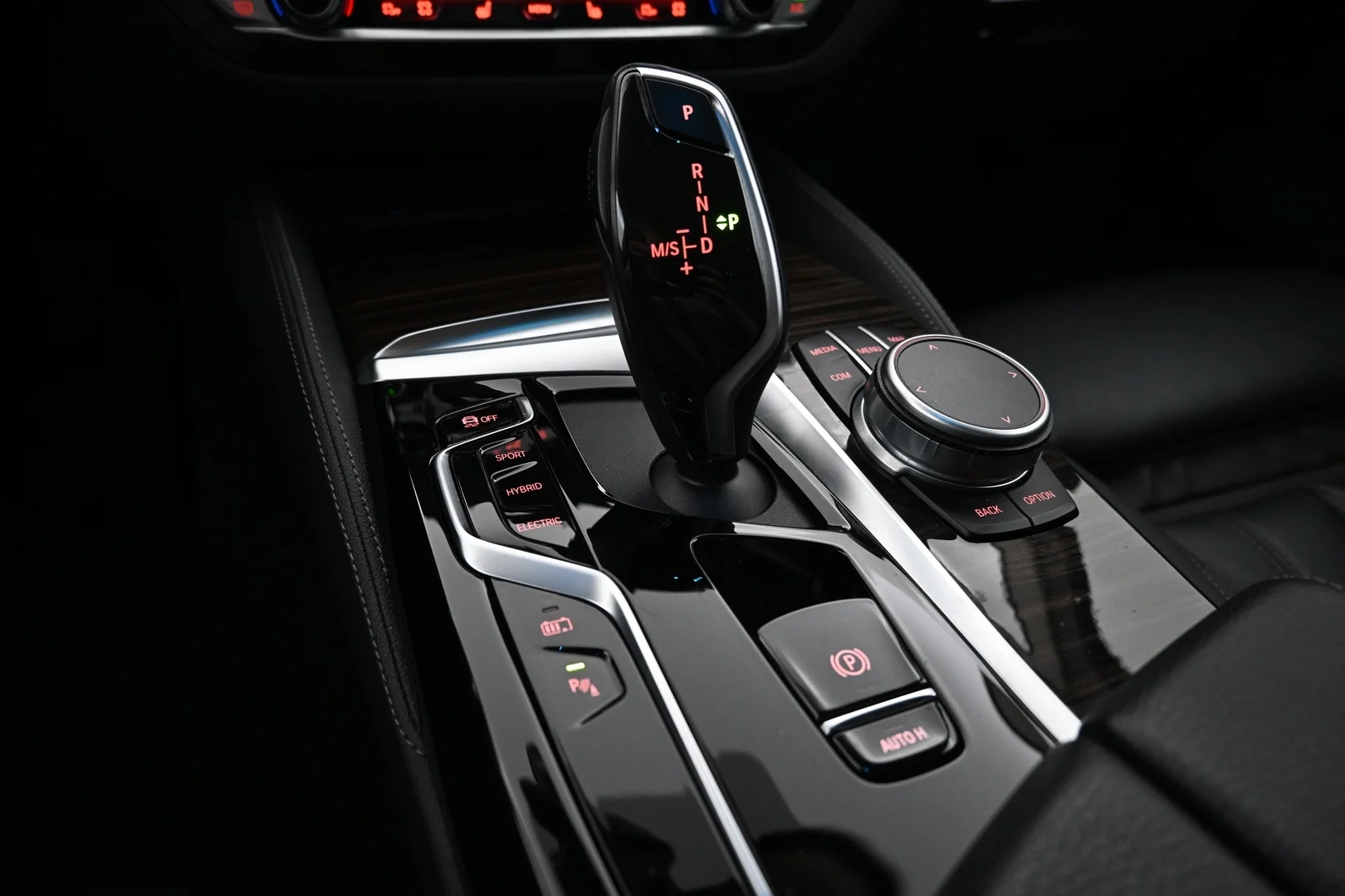 Car Image - 6sdUjdq7LHHFRwwIDngcLO