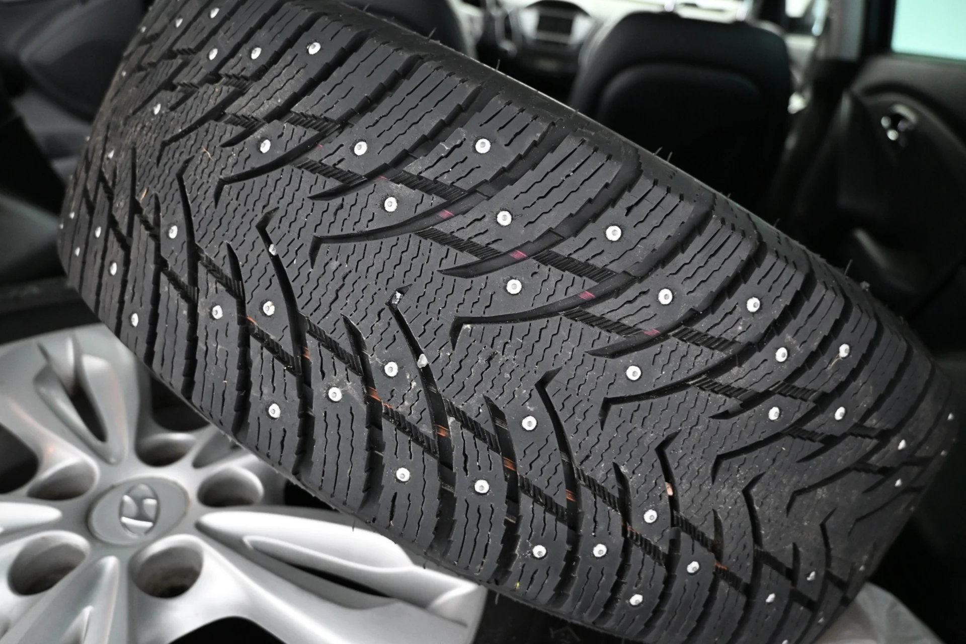Car Image - 7bQic6eEmfvMVZwBTlDEHn