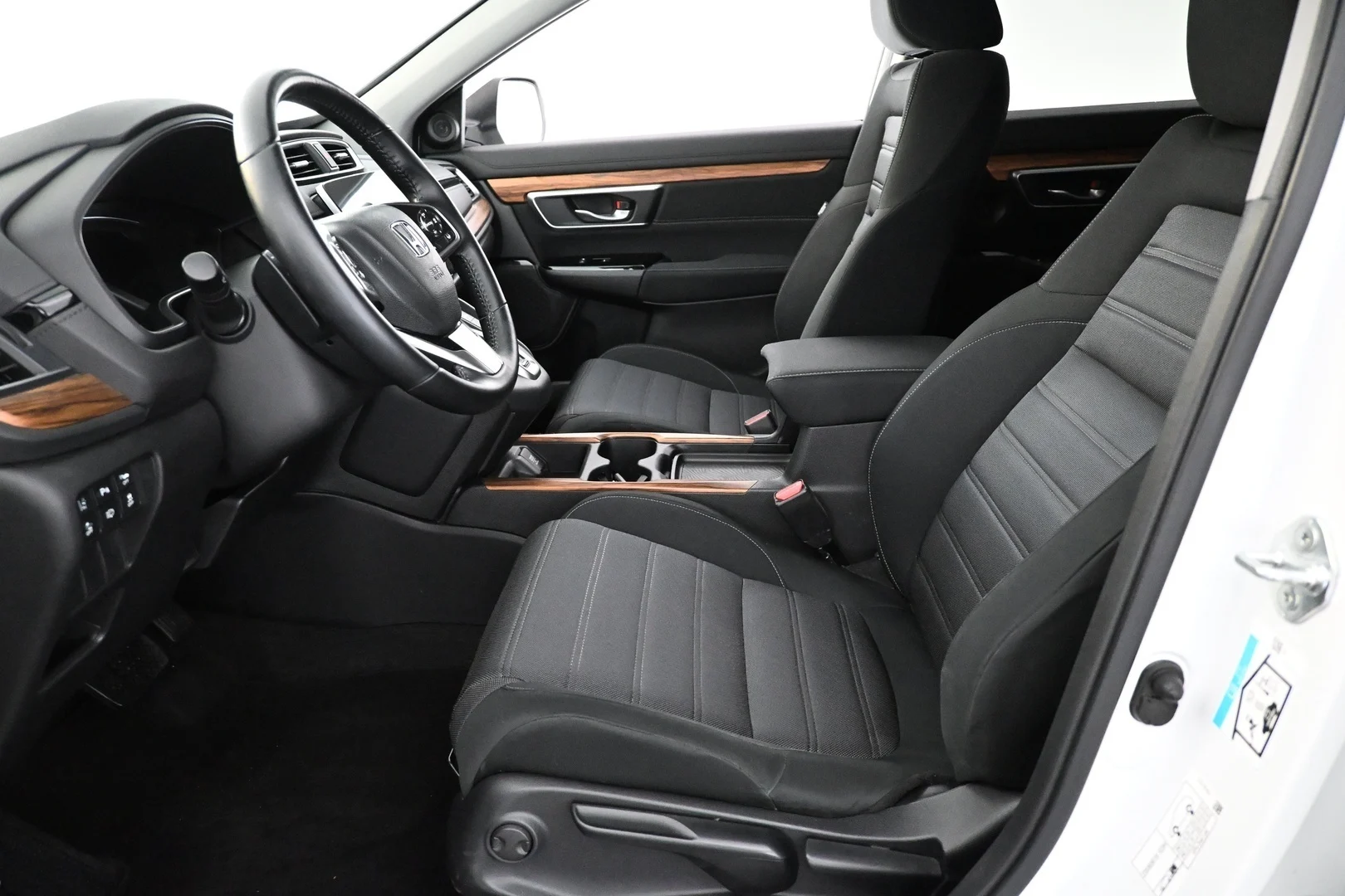 Car Image - 4B2s942IgktWgNc782bD7X