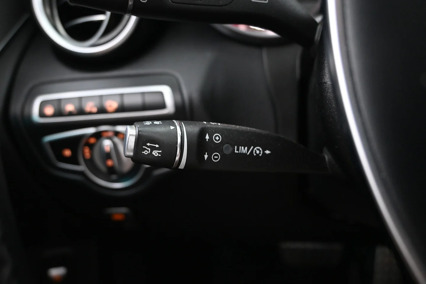 Car Image - 7DMgyZH8gex5b79VMiCfzQ