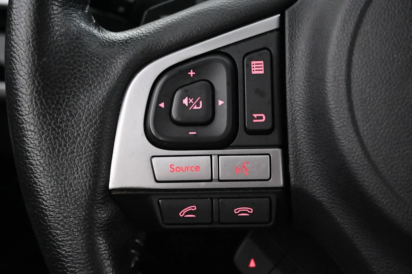 Car Image - 4J5Zc1meTNBu1hS3uM89Iu