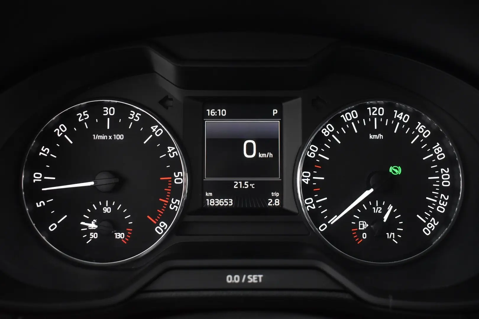 Car Image - 4oWb9oRAY5osejVxI5SCGV