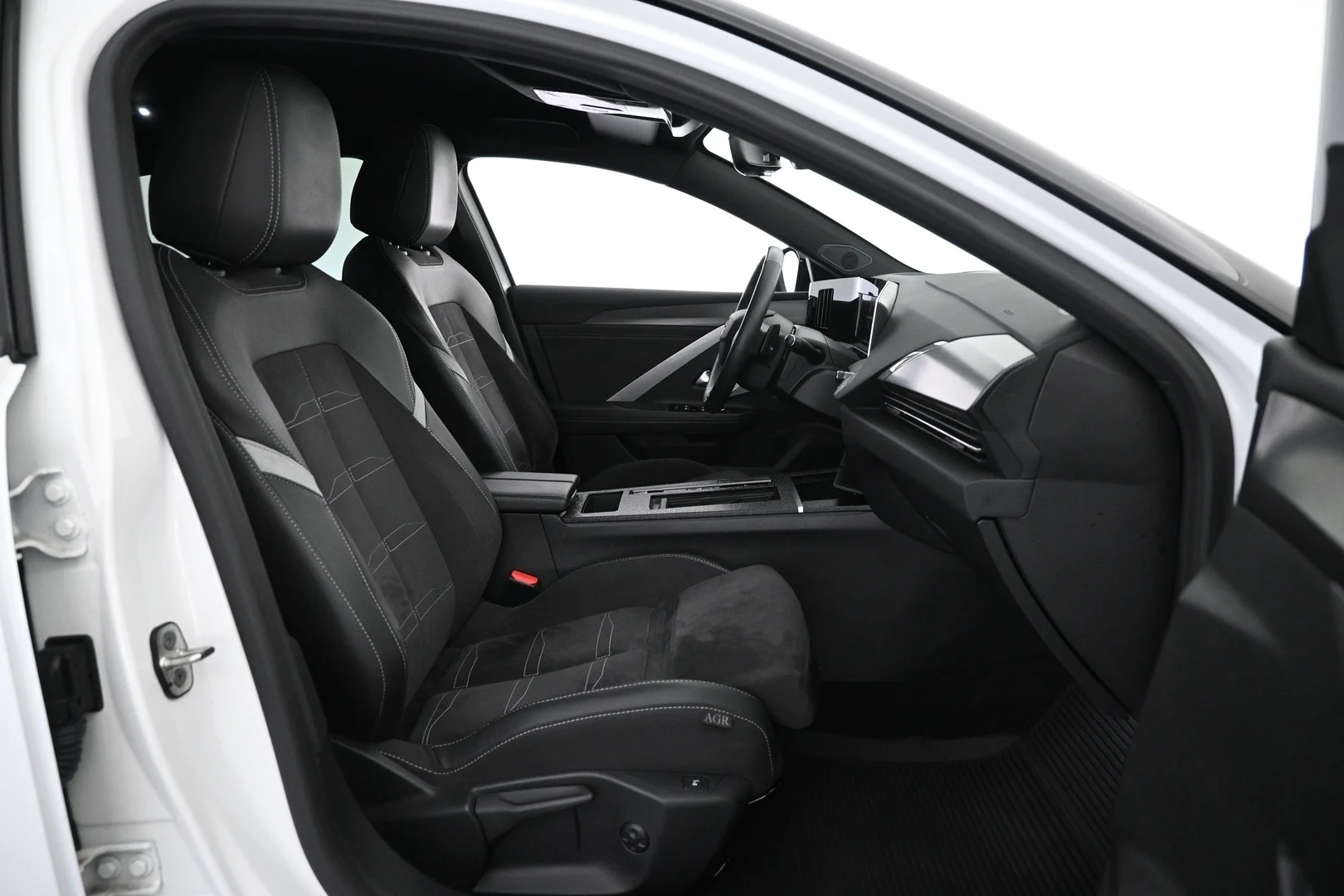 Car Image - 6vhnEnAztpIjhB7u1eflMK